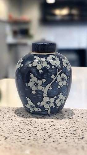 Retro antiguo como estilo porcelana azul y blanca flor de cerezo azul flor de ciruelo florero de cerámica cubierto, estilo China Ming, Jingdezhen