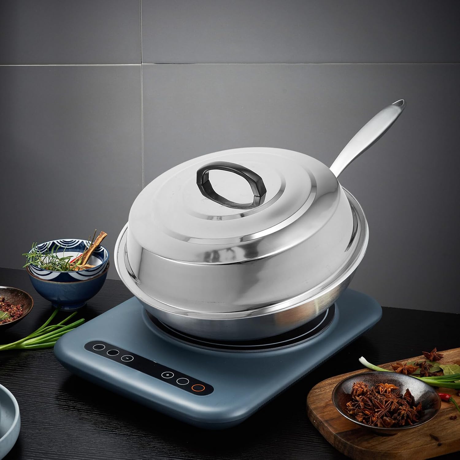 2pcs 36cm Stainless Steel Frying Pan Lid with High Dome Cover, Universal Basting Dome for Skillets and Saucepans, Kitchen Cookware Accessory for Cooking and Food Protection