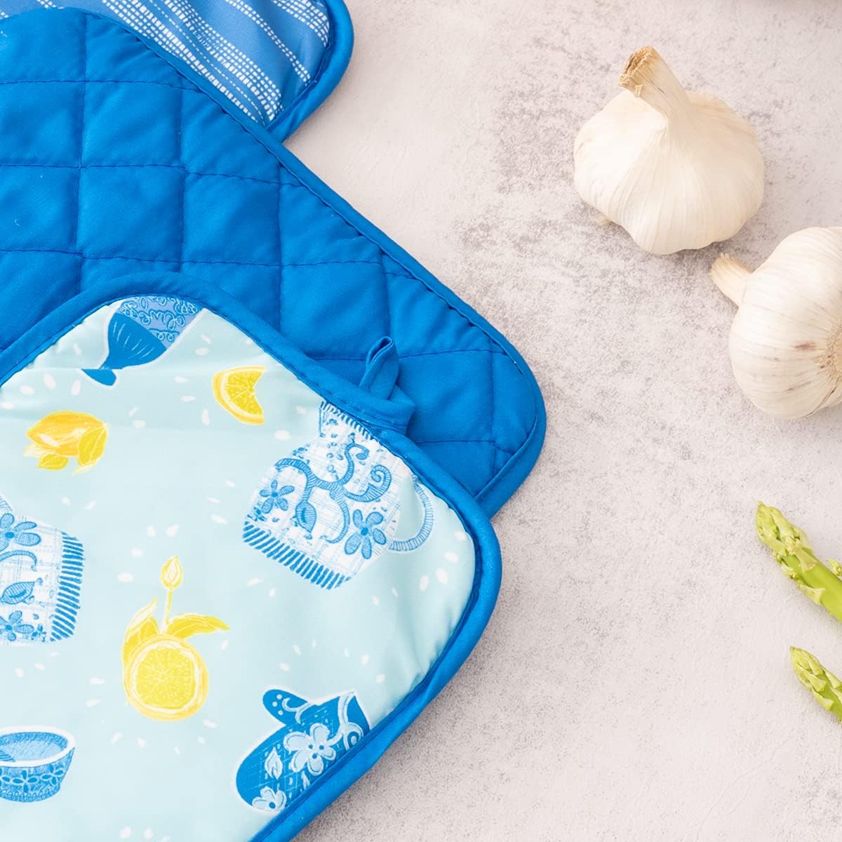 Rectangular Pot Holders 4-Pack (Mixed) of Quilted Lining - Premium Heat Resistant Hot Pads with Cotton Wadding - Non-Slip Food Grade Potholders for Cooking, Baking, BBQ (AB & BS)