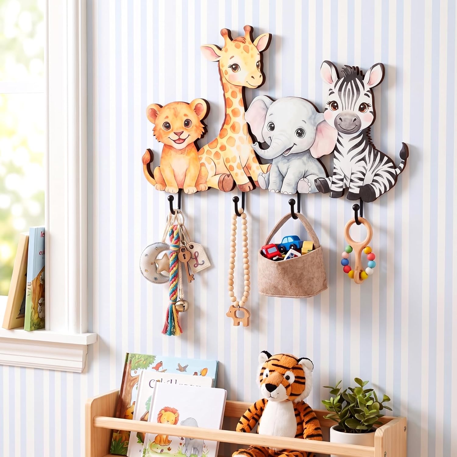 Marsui Safari Animal Wall Hooks Wooden Coat Hooks for Nursery Wall Decor | Safari Jungle Theme, Lion Giraffe Zebra Elephant Design, Easy Wall Mount, Hanger for Bedroom Bathroom Home Decor
