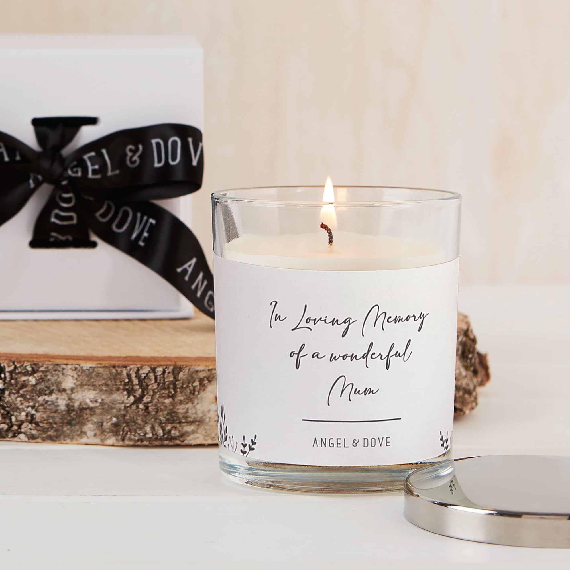 Angel & Dove White 'In Loving Memory Of A Wonderful Mum' Gift Boxed Remembrance Candle Sympathy Gift With Lid