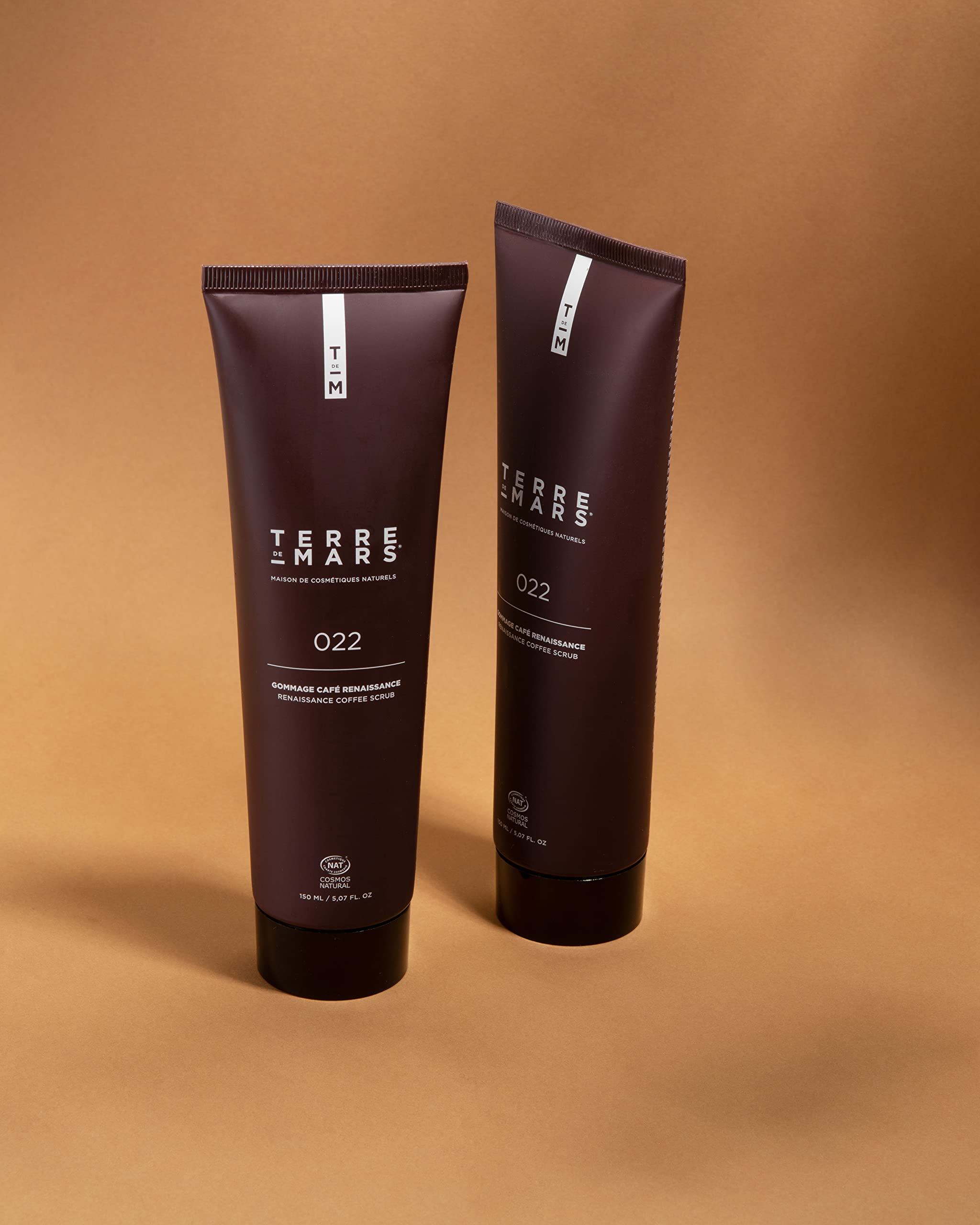 TERRE DE MARS Renaissance Coffee scrub Paste, Cosmos Natural Certified, Infused With Coffee Powder, Bamboo Stem and Argon, Revitalizes, Exfoliates and Hydrate For Silky Soft Skin, 150ml