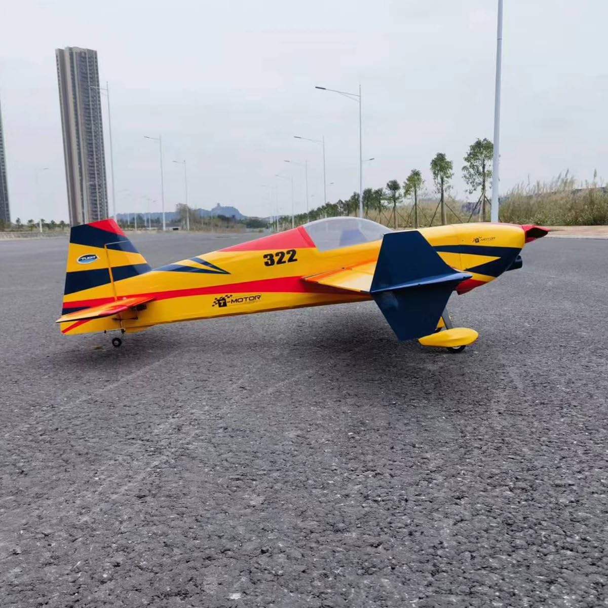 ZYHOBBY VOTEC 322 67inches Fixed Wing Balsa Wood Gasoline RC Model Airplane-ARF Version (Yellow)