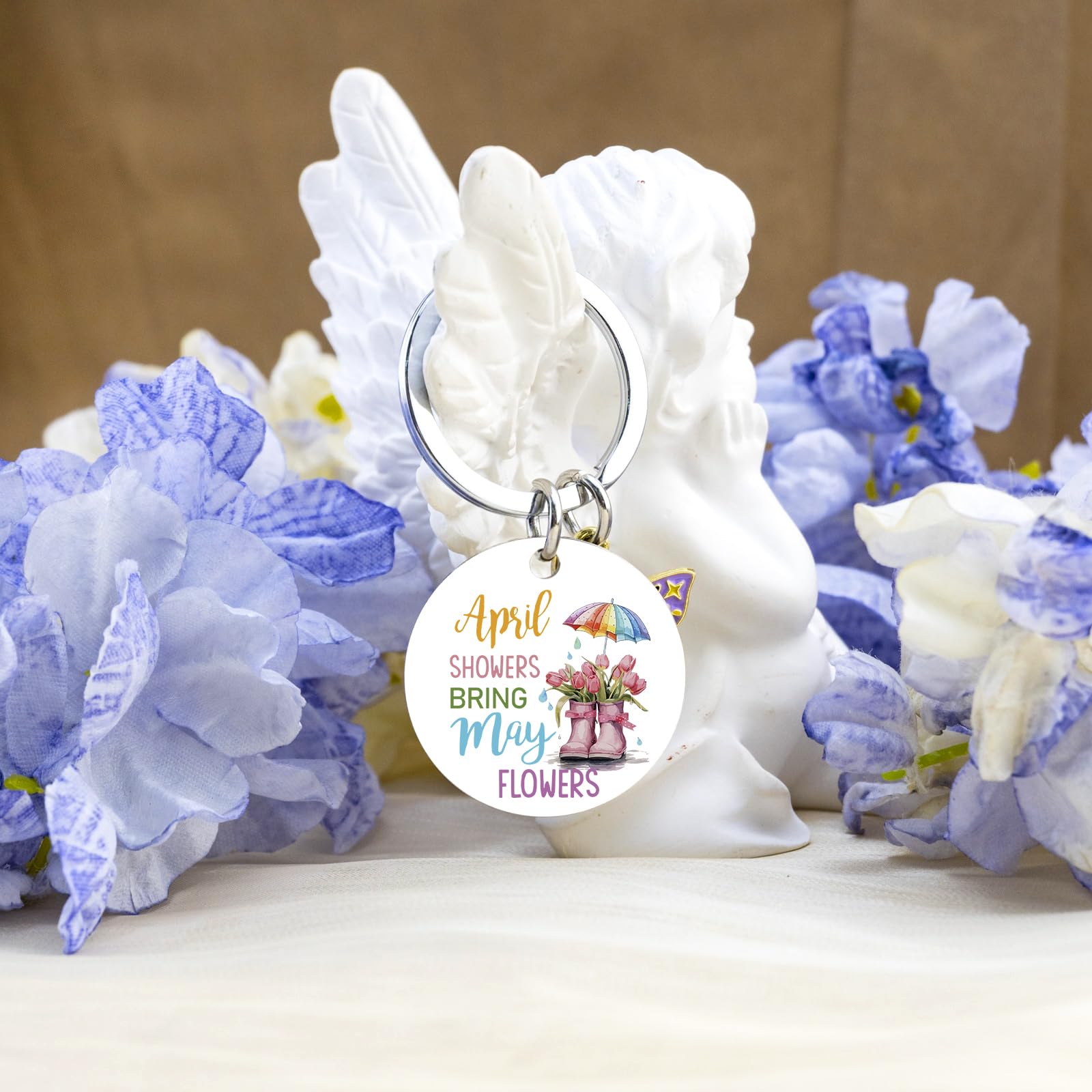 Spring Gifts for Women Sweet Spring Gifts Spring Decor Keychains Springs Gift Basket for Women Sister Daughter Friends Birthday Springs Themed Gift for for Women Keyring