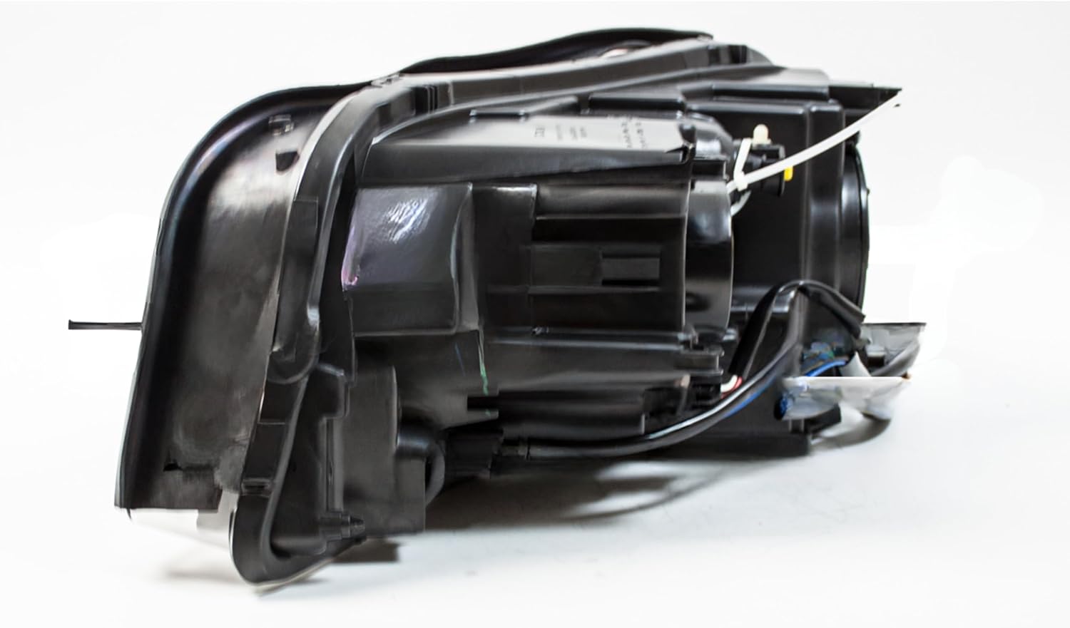 ALLIGATOR AUTO LIGHTS Headlight Assembly Replacement for Volvo XC90 2003-2014, Halogen Headlamp, Bulbs Included, Right/Passenger Side