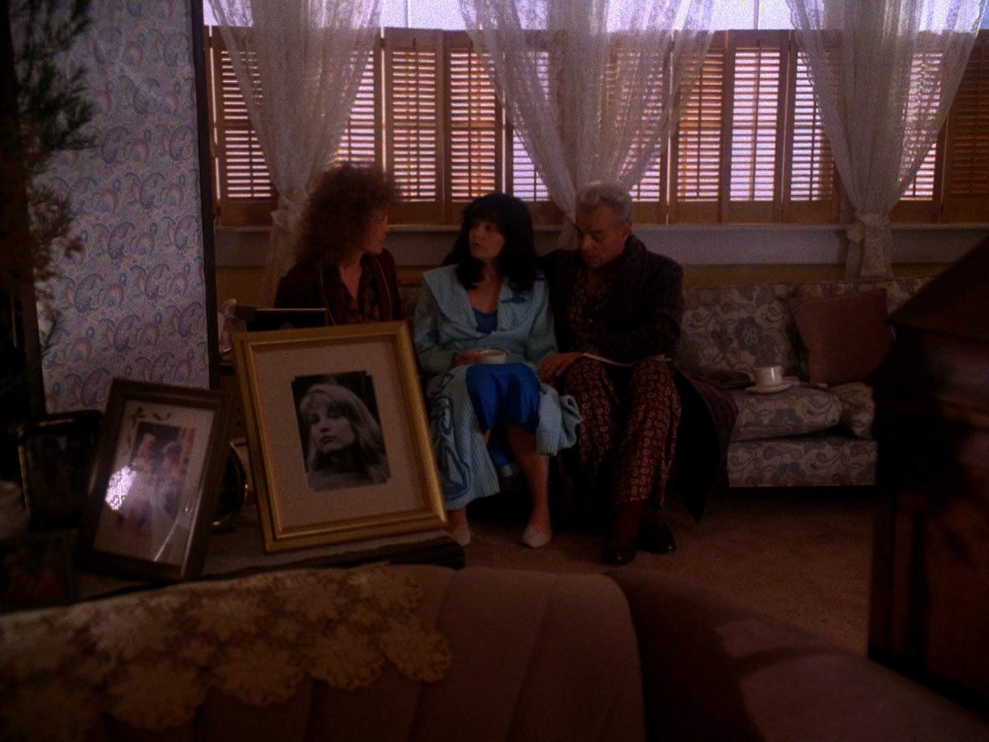 Amazon.de Twin Peaks Staffel 2 [dt./OV] ansehen Prime Video