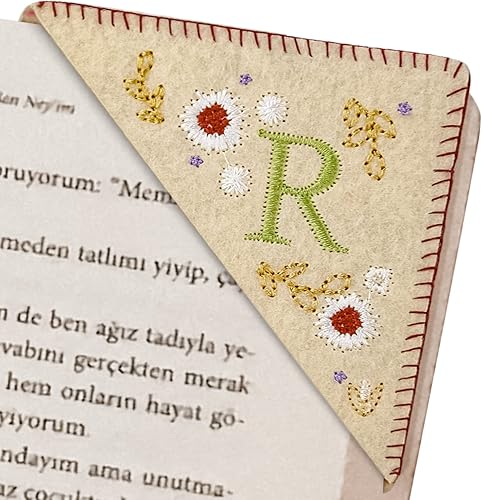 Miniatura 46 de Marcapáginas de esquina bordado, marcapáginas personalizadas con 26 letras de diseño de triángulo de fieltro, bordado y hecho a mano para tu placer