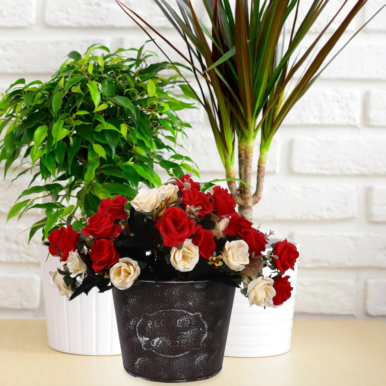 Abaodam Wall Hanging Flowerpot Rustic Iron Wall-Mounted Planter with Durable Rope for Indoor and Outdoor Garden Patio Home Decor 7.08X5.39X4.48 Inch Set of 2