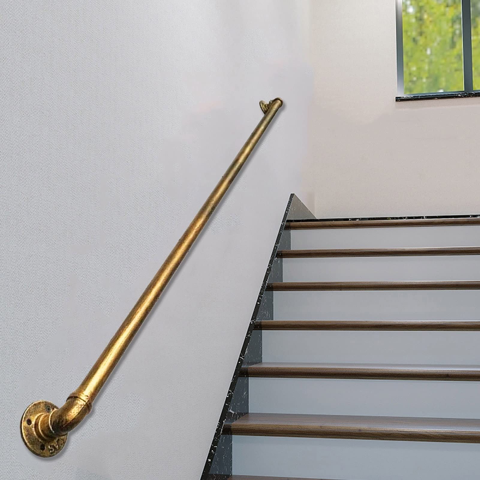 Main courante industrielle fer forgé or pour rampe escalier intérieur