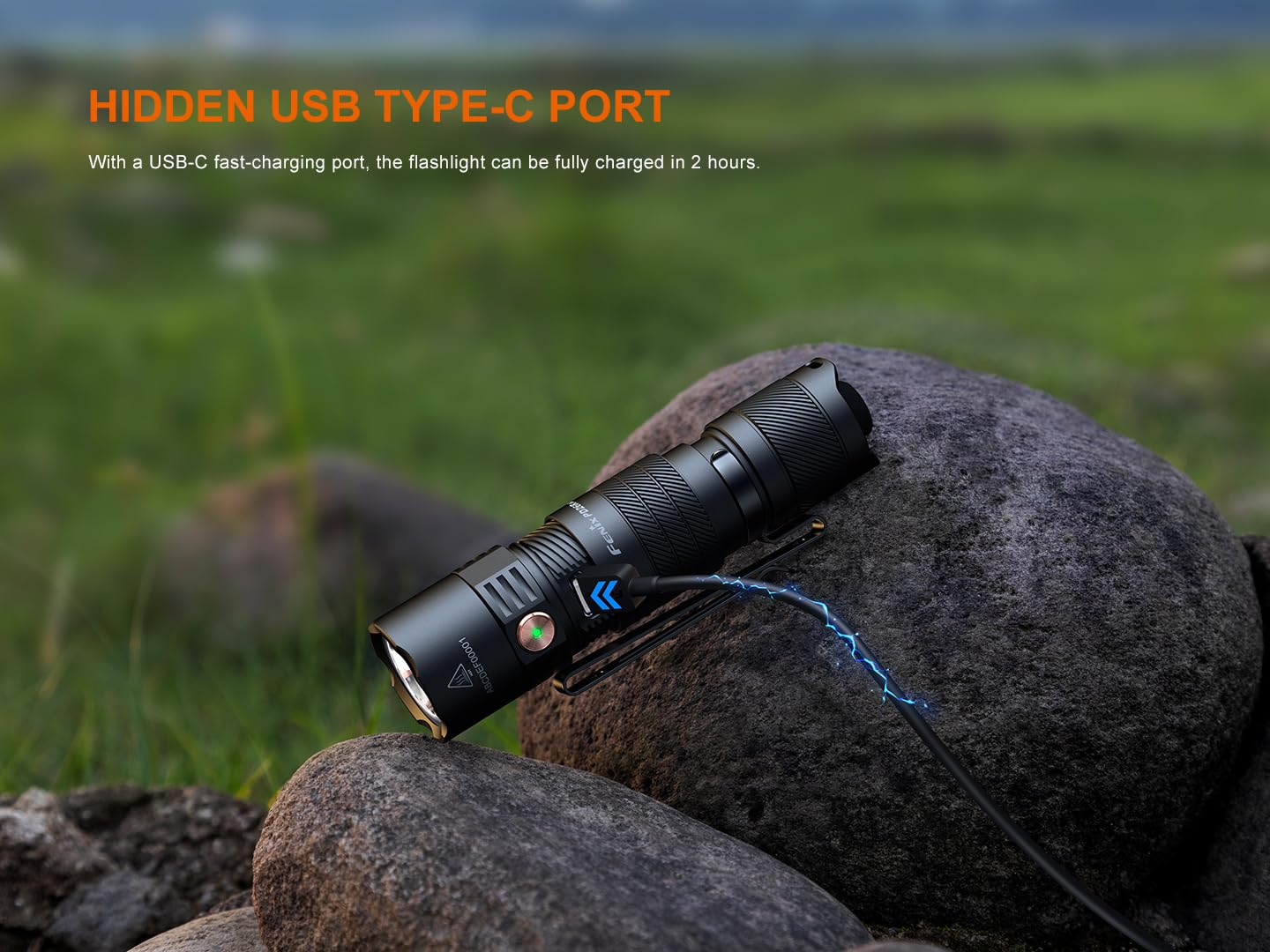 Fenix PD26R ACE Extrem Helle Taschenlampe LED Aufladbar,1300 Lumen,USB-C Wiederaufladbar,354M,IP68 Wasserdicht Mini Taktische Lampe,566 Stunden max,EDC Tragbare Outdoor Camping Survival Jagd Notfall