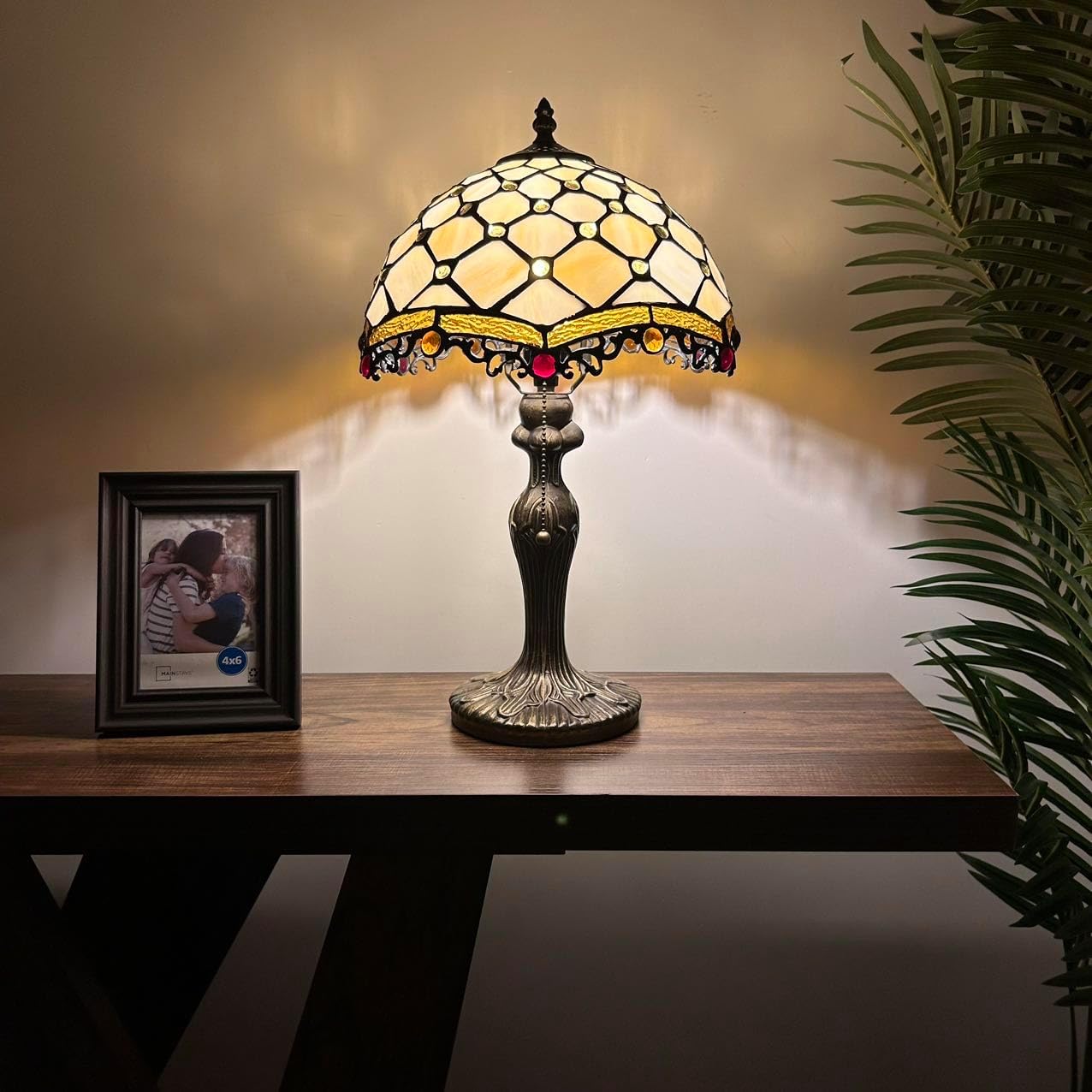 Tiffany Table Lamp Beige Stained Glass Crystal Beans Included LED Bulb for Living Room Dining Room Bedroom Bedside 12" D*12" W*19" H