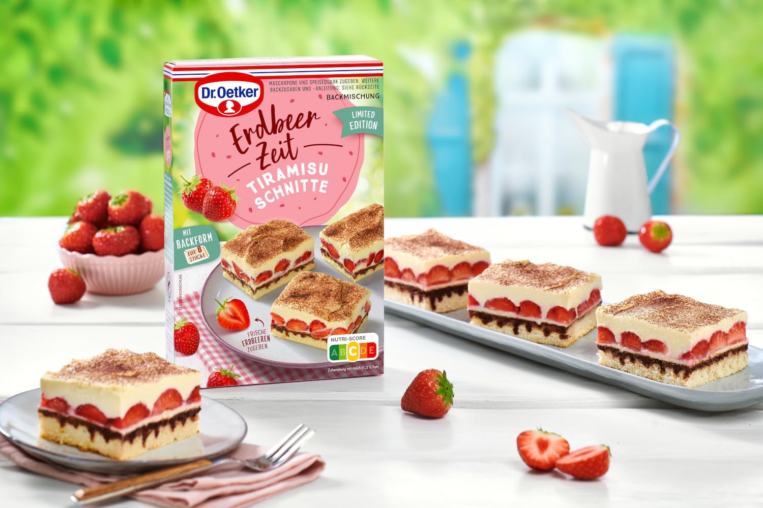 Dr. Oetker Erdbeer-Zeit, 8er Probier-Set Kuchen-Backmischung für 2x Maulwurf Kuchen, 2x Törtchen, 2x Tiramisu Schnitten und 2x Joghurt-Sahne-Torte, 8 verschiedene Erdbeerkuchen