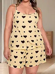 Conjunto de pijama feminino plus size com estampa de coração e short