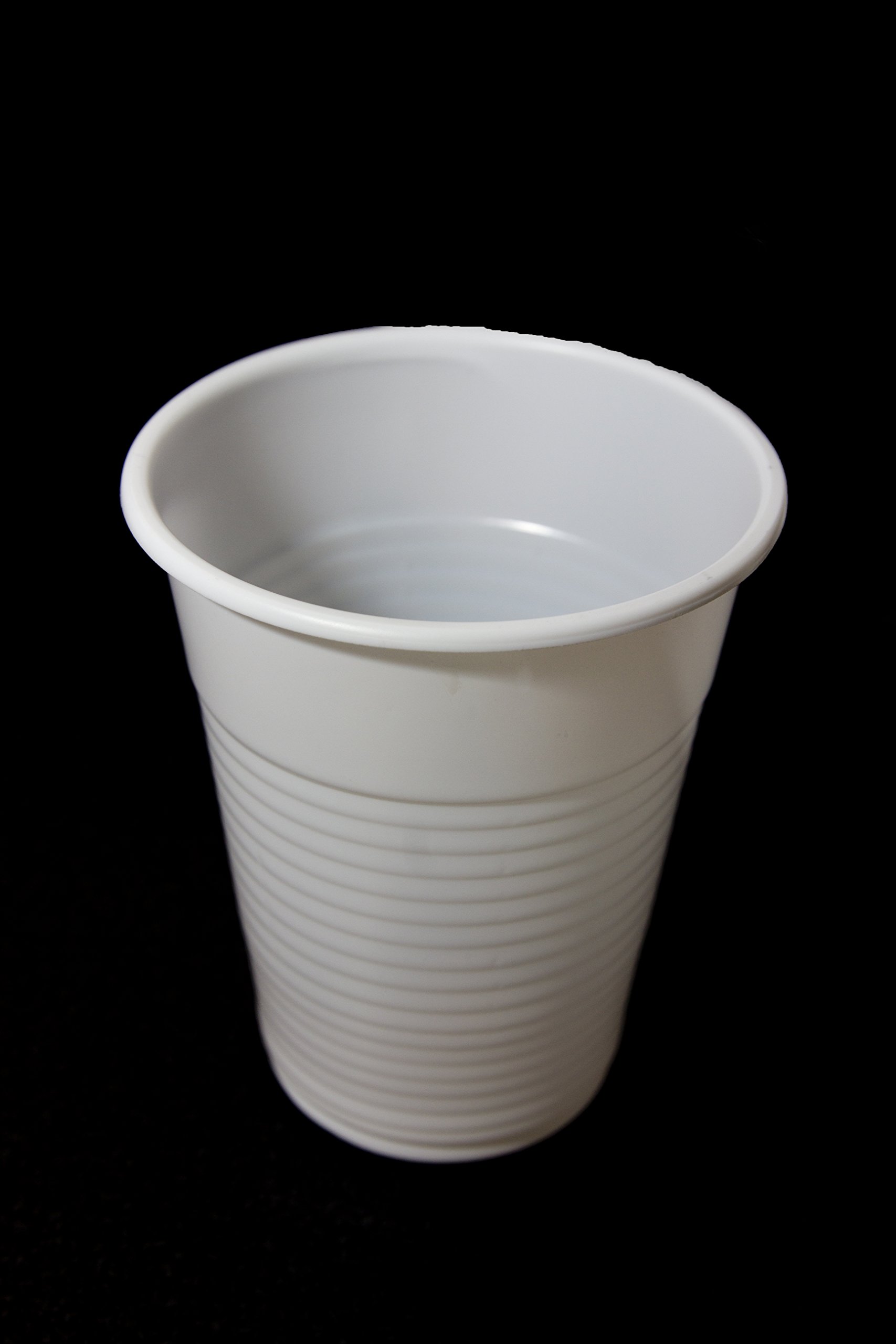 Ilovepackaging White 100 Plastic 7Oz Disposable Cups Drinking Glass Vending Style