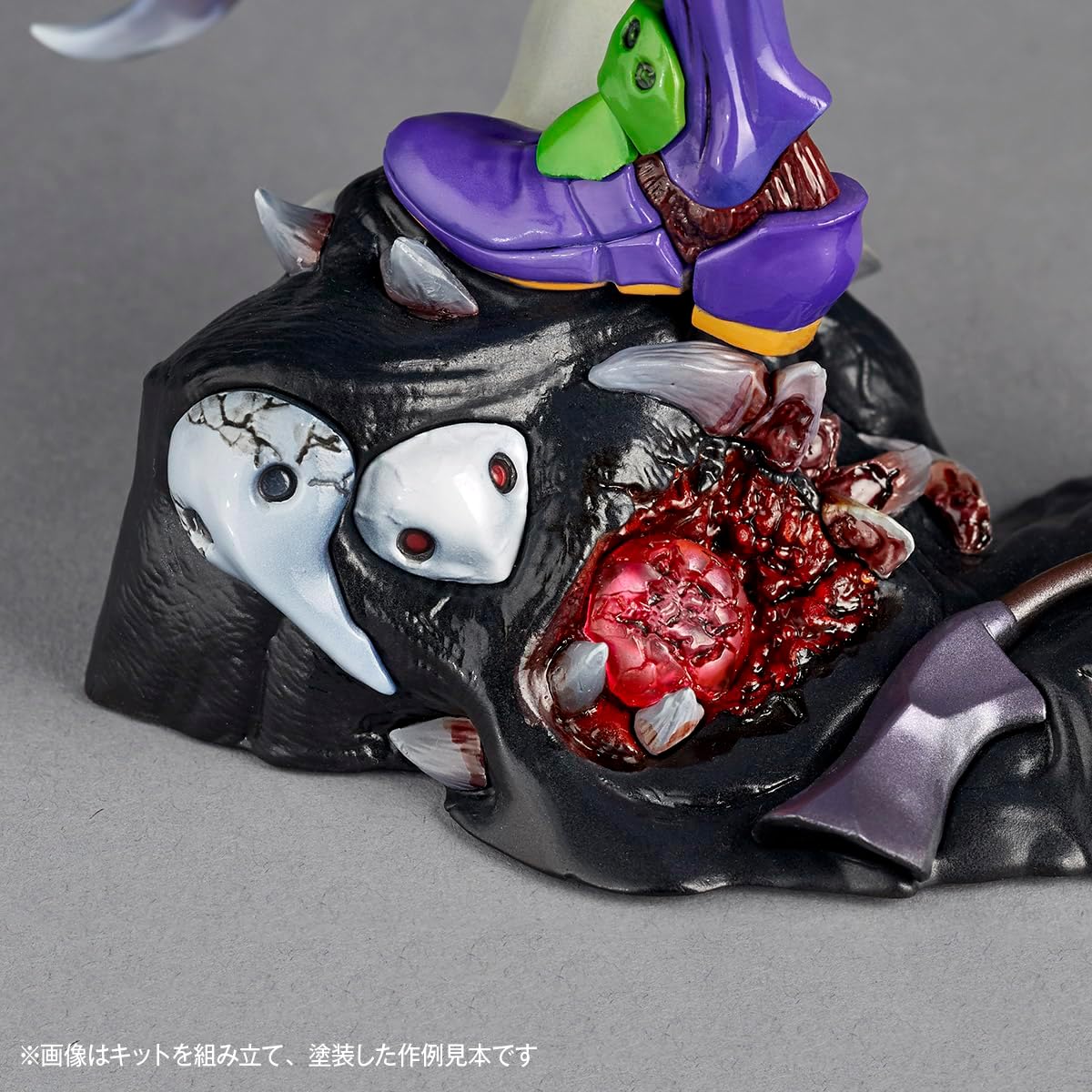 Kaiyodo Artplastic ARTPLA Sculpture Works Evangelion First Unit Runaway Total Height Approx. 9.1 inches (230 mm), Non-Scale, Unpainted, Plastic Model Kit