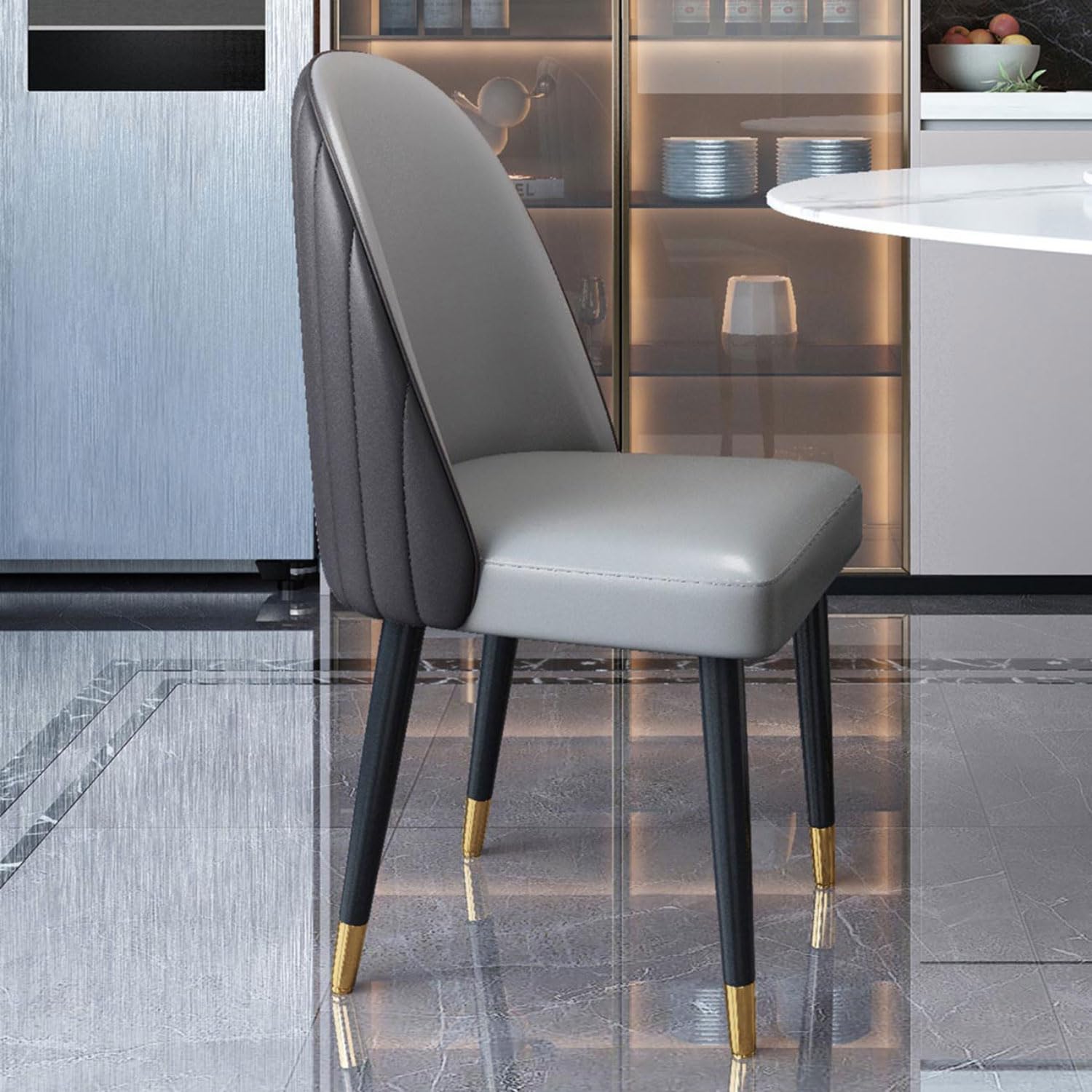 Chaise de salon haut de gamme rembourrée en cuir synthétique et métal