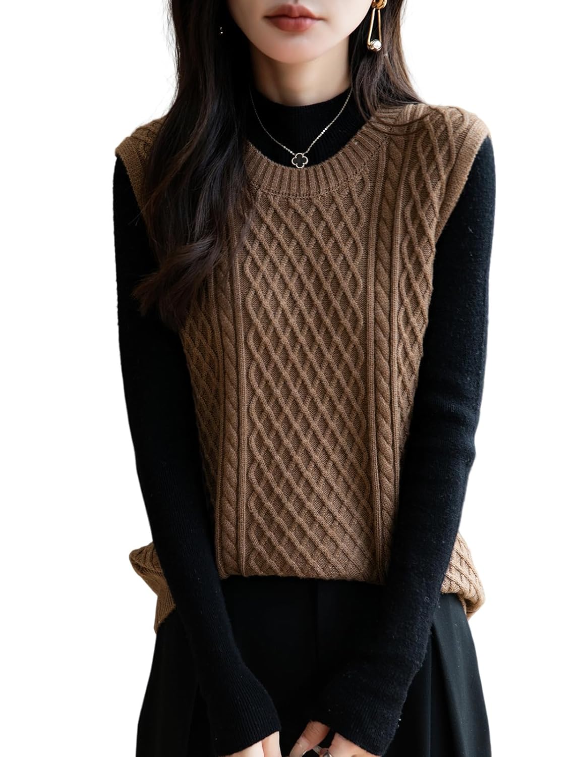 Womens Merino Wool Blend Sweater Vest 2025 Fall Winter Classic Crew Neck Sleeveless Cable Knit Pullover Sweater Vest