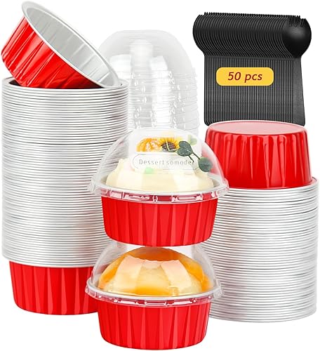 Free-Air - Moldes para magdalenas rojas, paquete de 50 moldes para hornear de papel de aluminio de 5 onzas con tapas, moldes desechables para