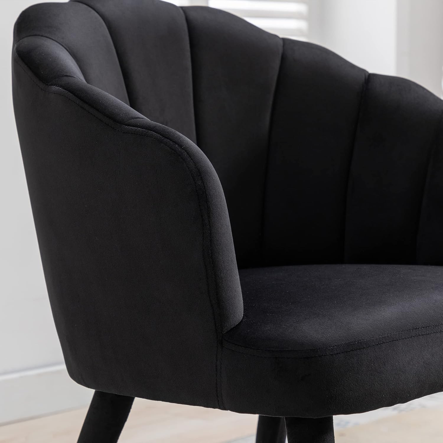 Black Velvet Dining Chairs Set of 2, Modern Upholstered Accent Chair Side Chairs with Sturdy Legs for Home Kitchen/Living Room/Reception, Black