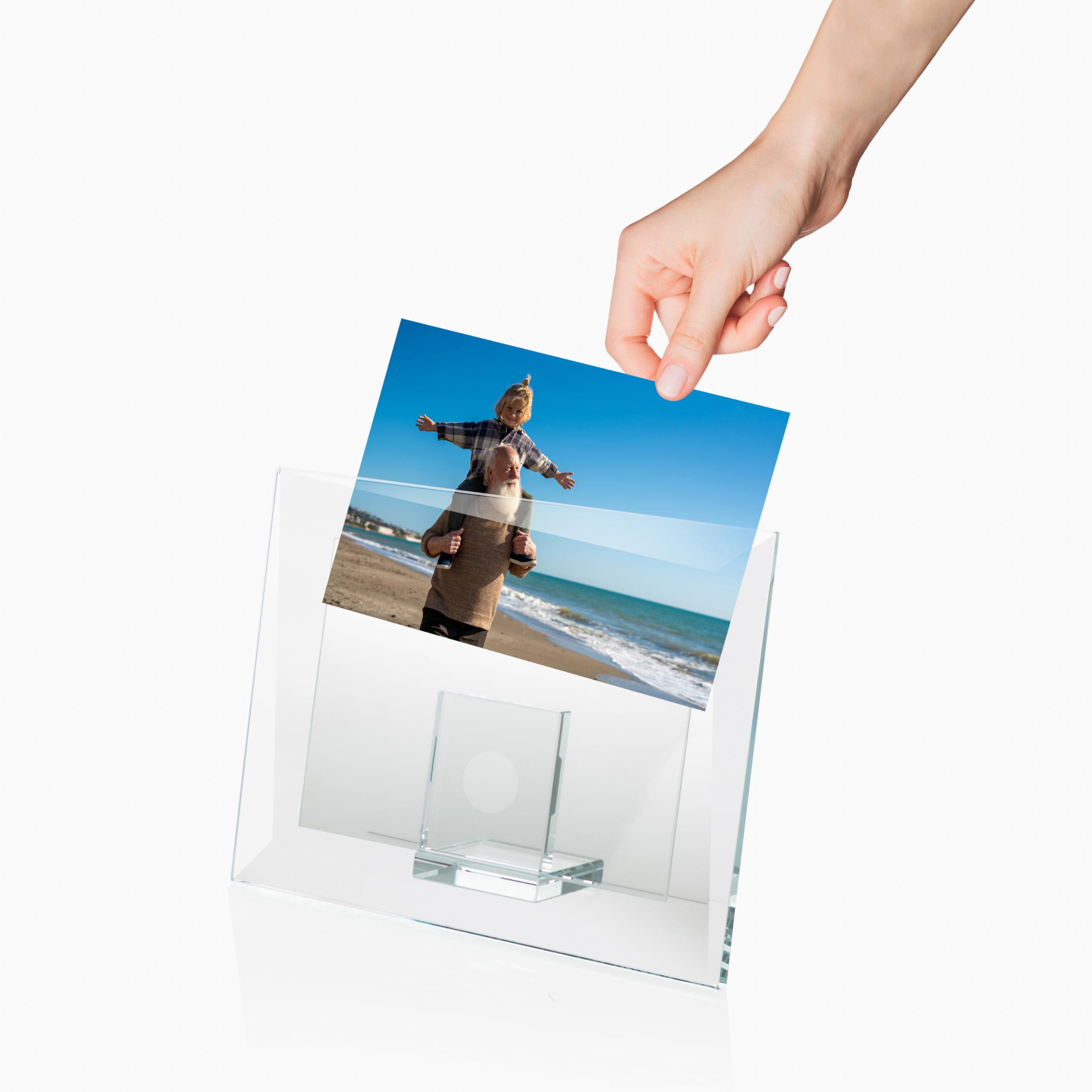 OMODOMO - Cornice di Cristallo per Foto 18x13 cm, Realizzata a Mano in Italia. Portafoto da Tavolo, Idea Regalo per Anniversario Matrimonio, Laurea, Nozze d'Oro, Cresima. Modello Quarter.