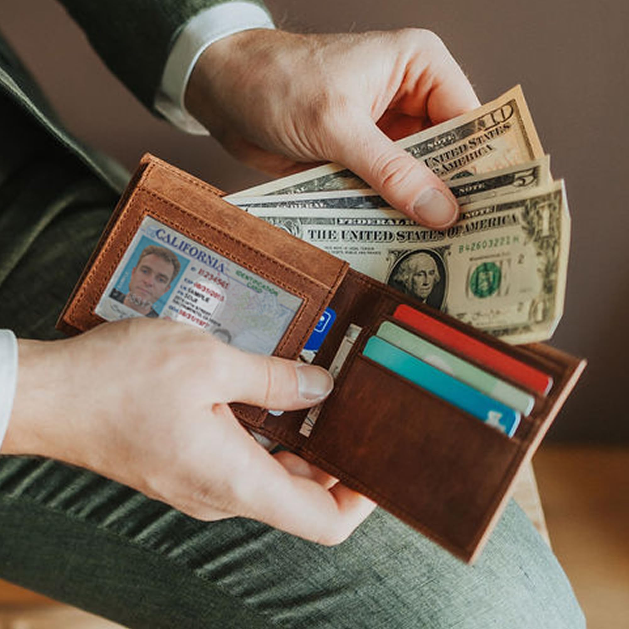 Berliner Bags Peter Cartera de Piel Auténtica Hombre con 8 Tarjetas y RFID