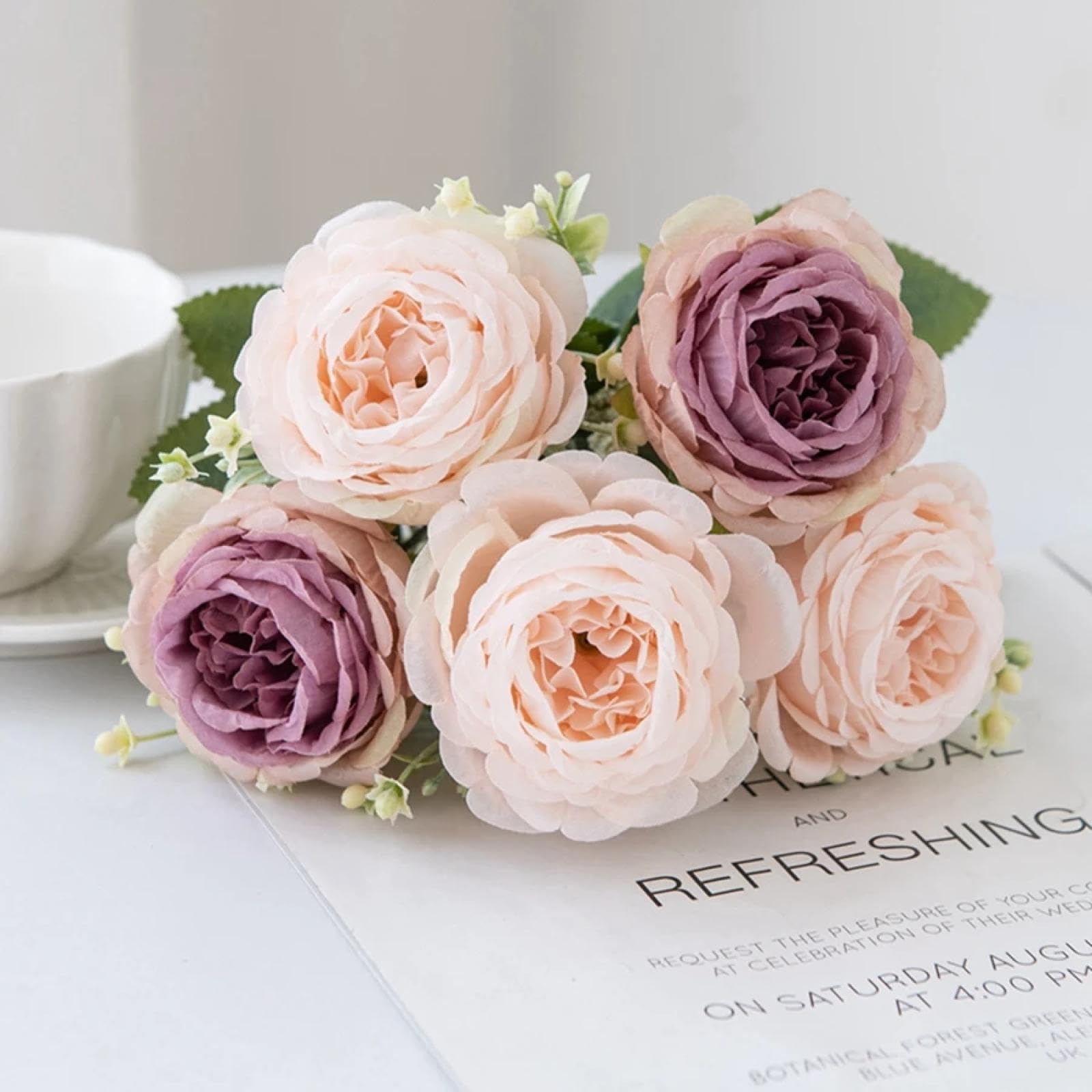 Bouquet de mariée en pivoines artificielles gris clair, accessoires haut de gamme (3 pcs)