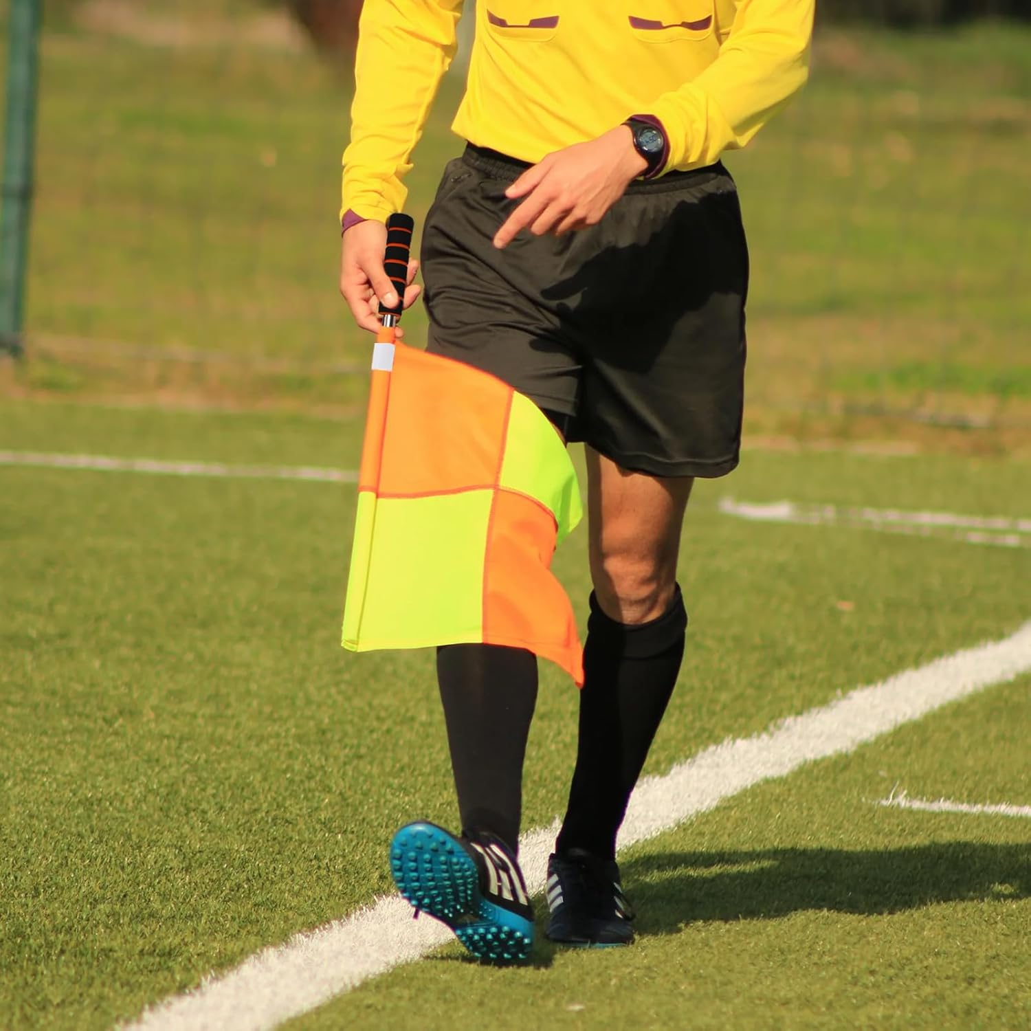 redgino Soccer Referee Kit 2 Pcs Checkered Linesman Soccere Flags, Red Yellow Ref Cards with Notebook and Pencil,Coach Stainless Steel Whistles with Storage Bag - Image 5