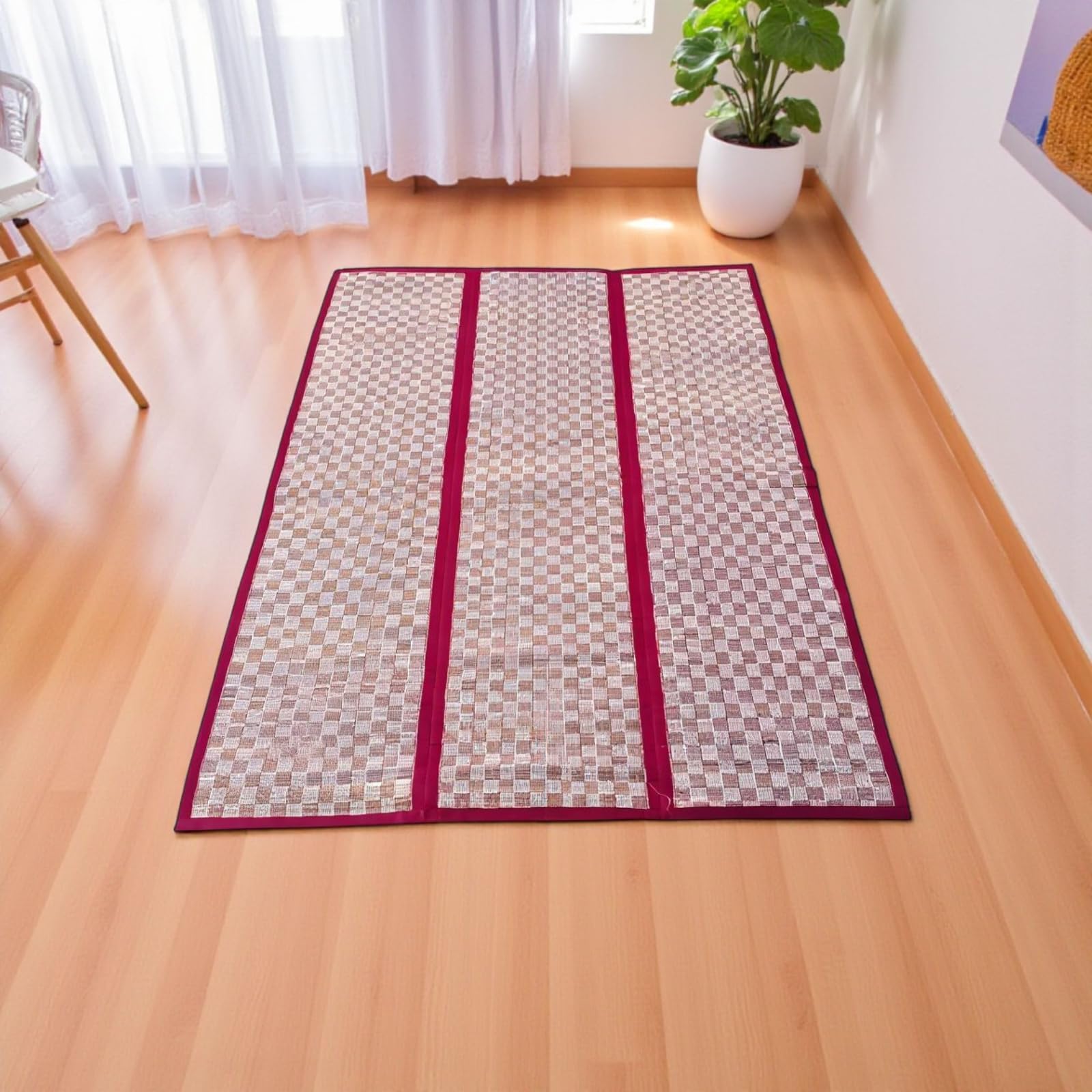 Madurkathi Reed Grass Mat – Foldable, Handcrafted, Eco-Friendly Floor Mat (4.5x7 ft) (Red)-image-1