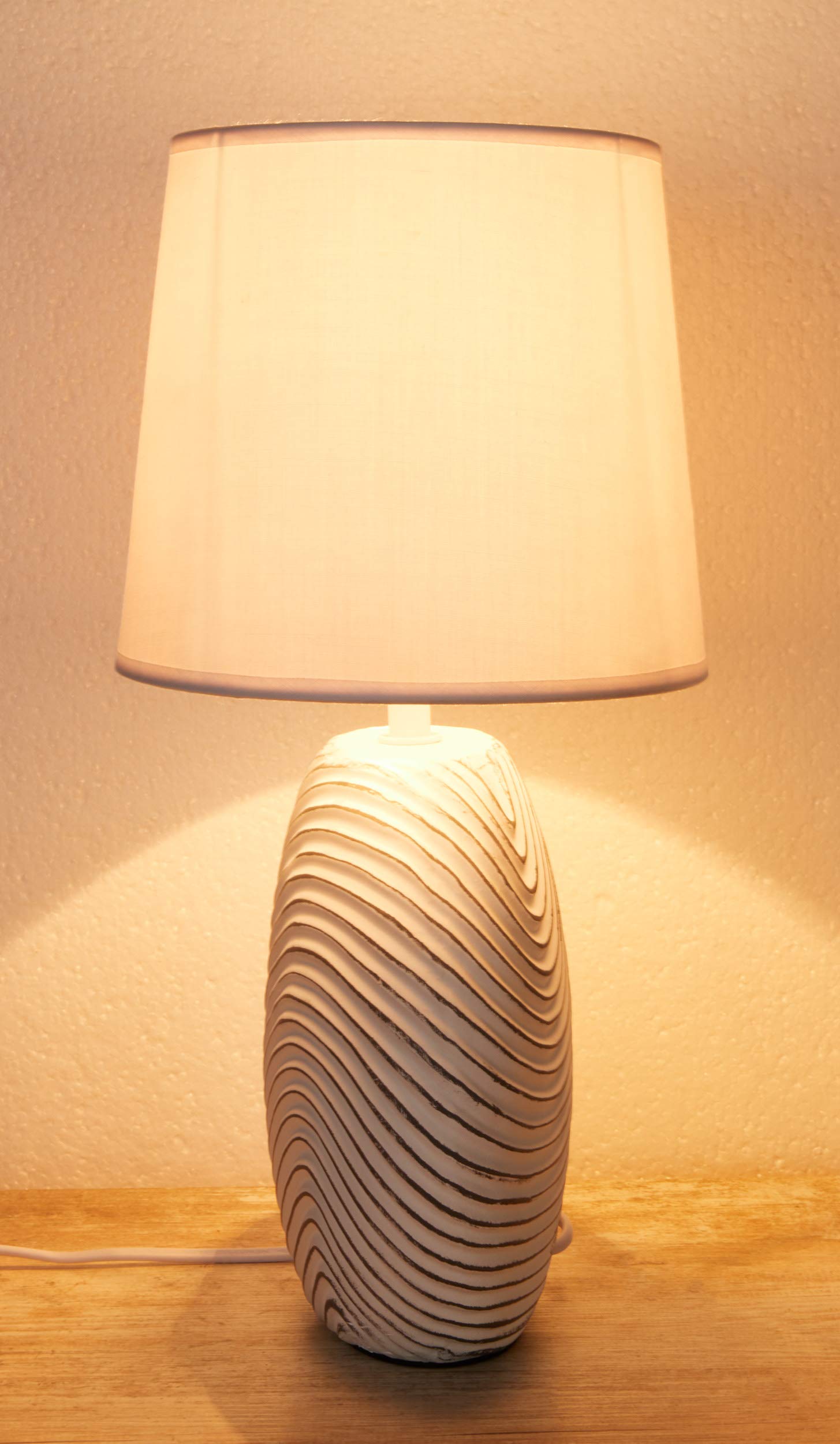 BRUBAKER Juego de 2 lámparas de mesa o de mesilla de noche, color blanco, pie de cerámica en acabado mate bicolor, 38 cm de altura, blanco/gris
