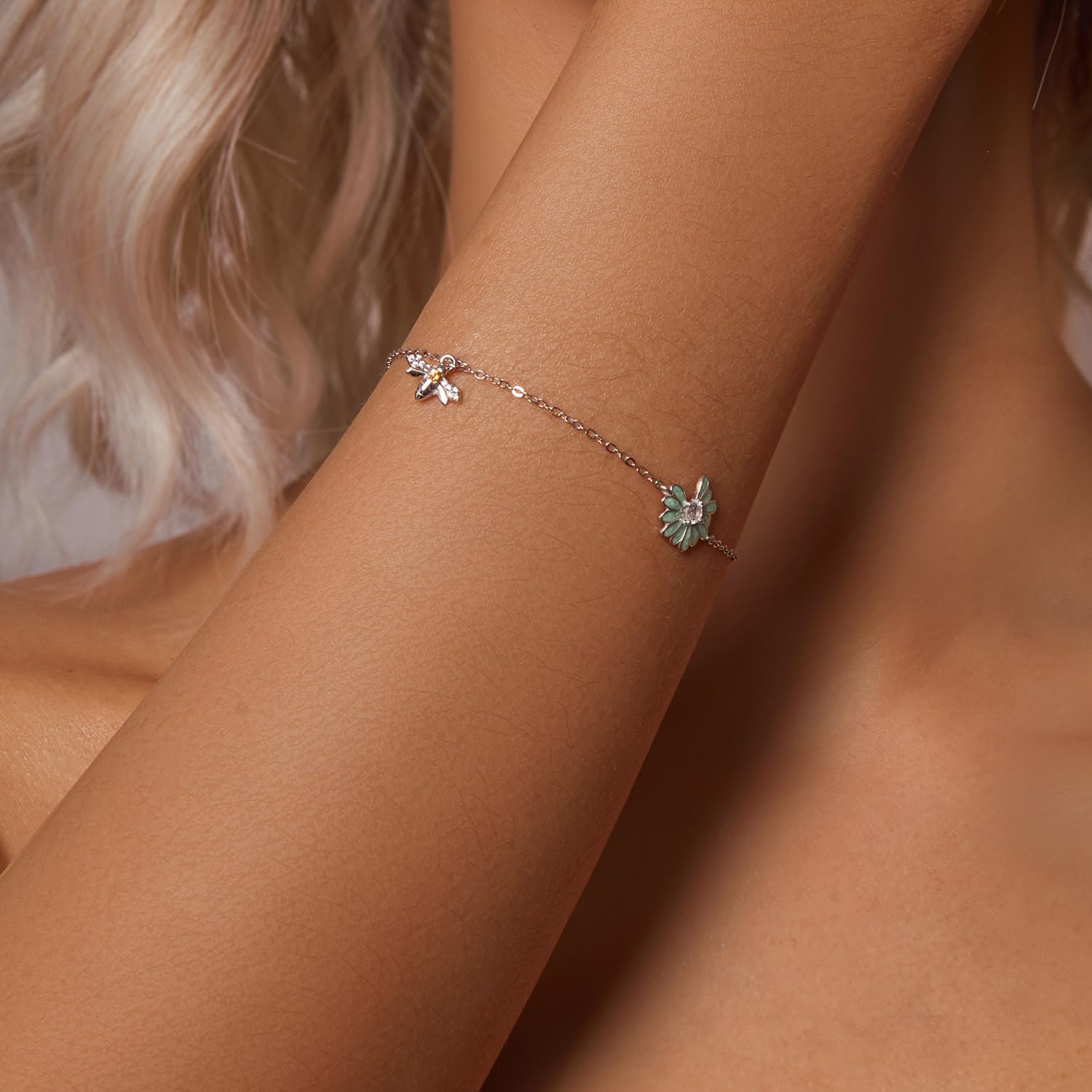 YCTTKDD Pulseras de Mariposa moradas de Plata de Ley S925 para Mujer, Pulsera de Piedra de cumpleaños con Colgante Ajustable, cumpleaños