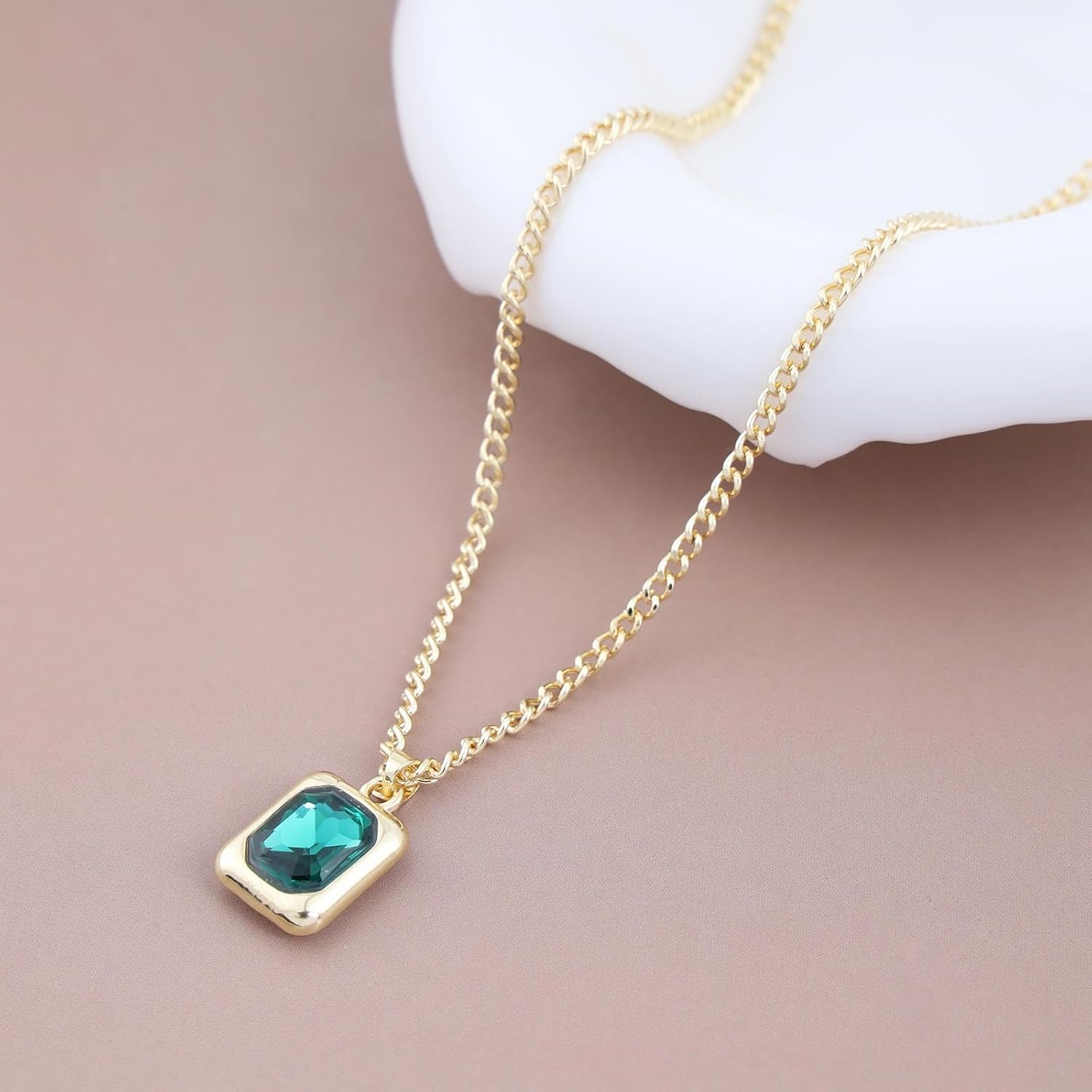 Vintage Square Emerald Pendant Necklace Crystal Emerald Necklace Green Emerald Square Choker Necklace Gold Thin Curb Chain Necklace for Women - Image 4