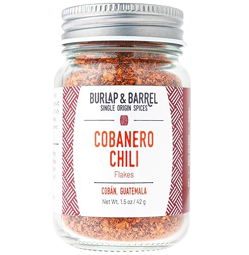 Burlap & Barrel Copos de chile Cobanero - Como se ve en Shark Tank! Calor ahumado, afrutado y aroma a melocotón, copos de polvo rojo para platos