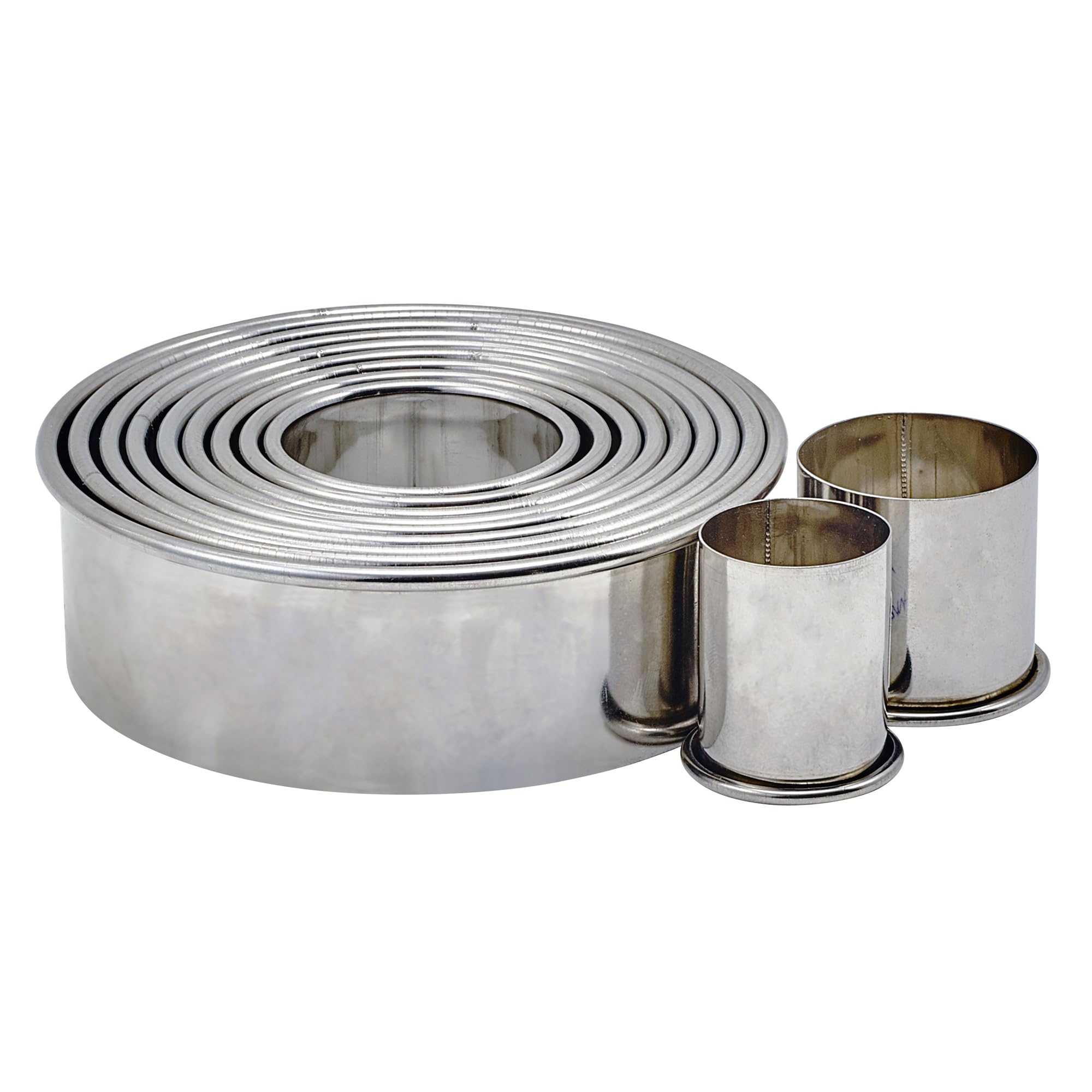Emporte-pièces ronds Winco CST-2 en acier inoxydable pour biscuits parfaits