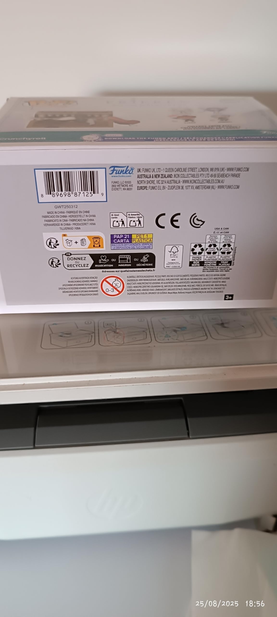 Funko Pop! Animation: Frieren: Beyond Journey's End - Frieren In A Mimic # 1990 Exclusive