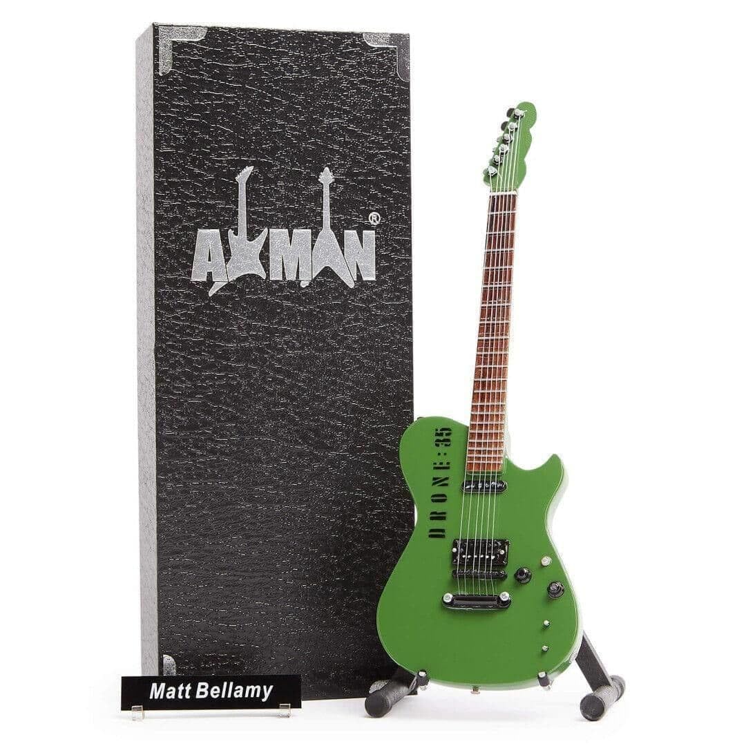 Matt Bellamy – Réplique de guitare miniature – Cadeaux de musique – Ornementale faite à la main Échelle 1/4 – Comprend une boîte de présentation, une étiquette de nom et un support de guitare - Les Beatles, Paul McCartney, John Lennon, RIngo Starr, George Harrison Matt Bellamy – Réplique de guitare miniature – Cadeaux de musique – Ornementale faite à la main Échelle 1/4 – Comprend une boîte de présentation, une étiquette de nom et un support de guitare