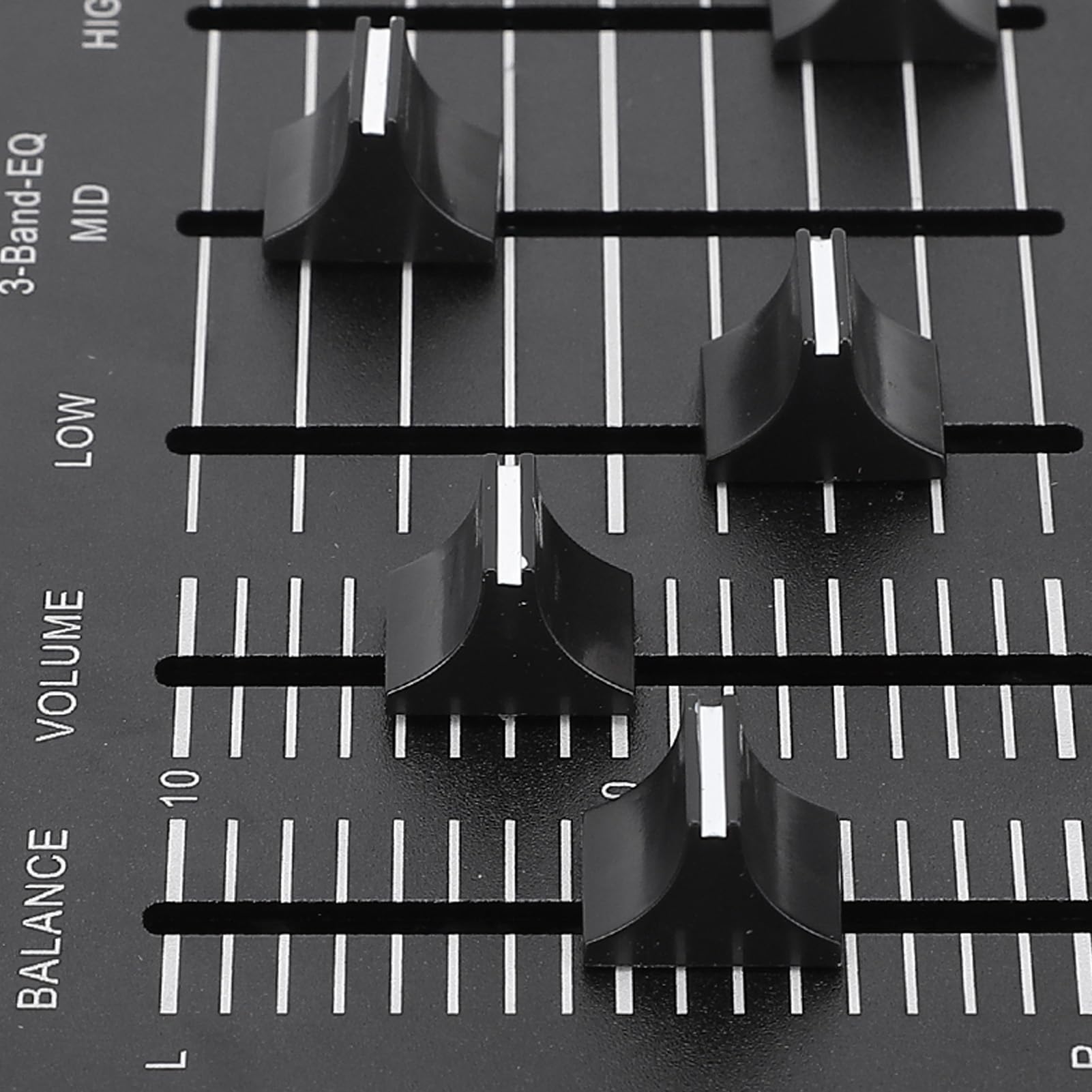 Preamplo Stereo di Equalizzatore EQ, con Regolazione del Bilanciamento a 3 Bande, Controllo del Volume, Circuito HIFI NE5532, per Elettronica, Altoparlanti