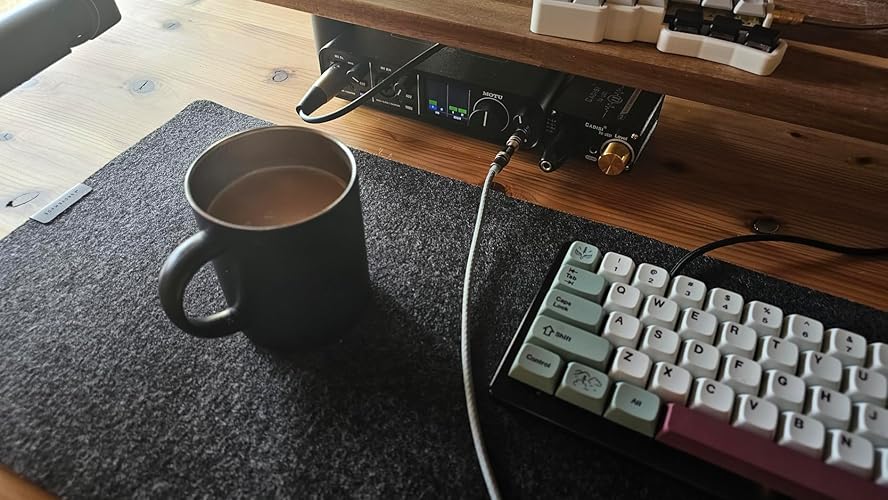 Amazon | GROVEMADE グローブメイド ウール デスクマット デスクパッド Amazon | GROVEMADE グローブメイド ウール デスクマット デスクパッド