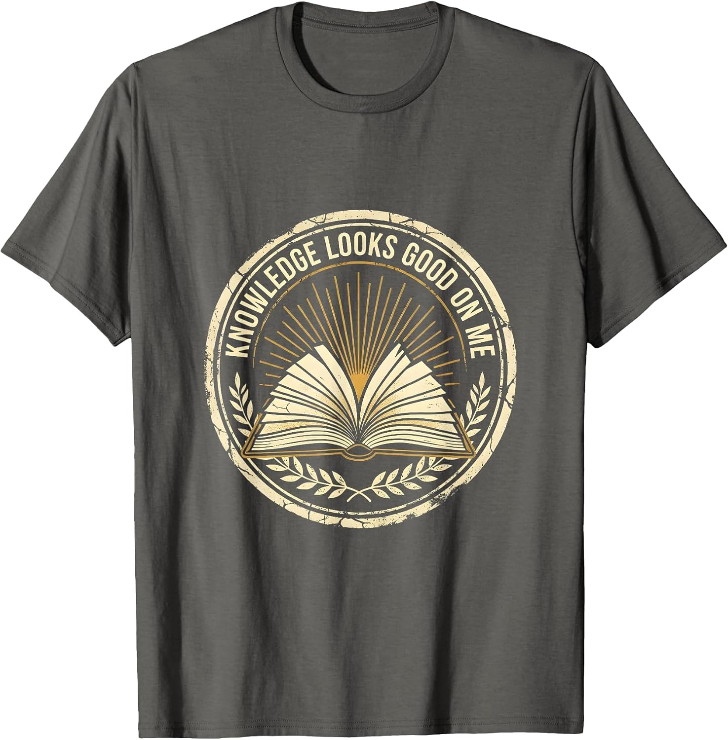 Knowledge Looks Good On Me College Kids Design T-Shirt