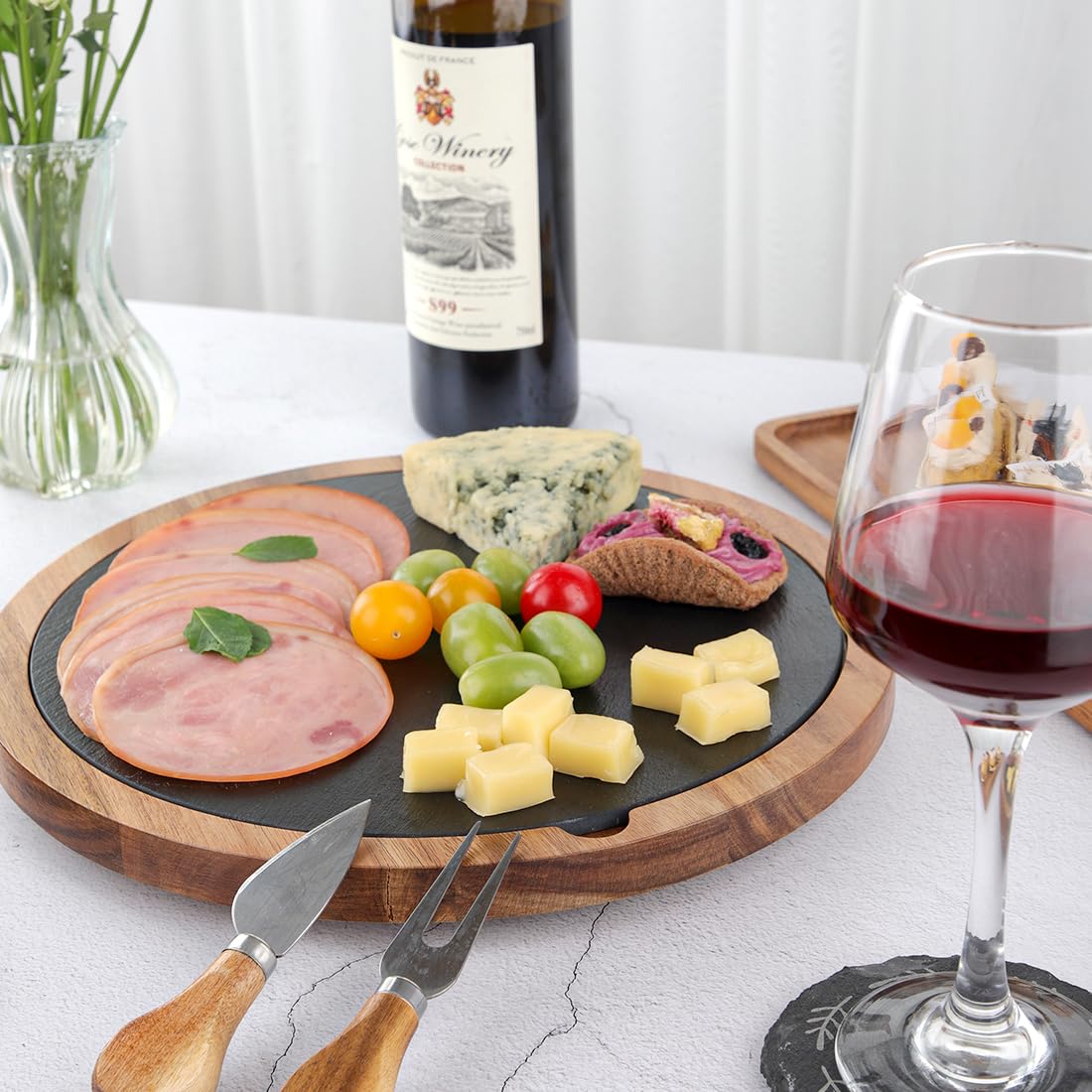 Plateau de service en bois d'acacia rotatif à 360° avec plateau en ardoise | Plateau à fromage rustique, planche à steak, plaque de grill et planche à sushi | Idéal pour la viande, le