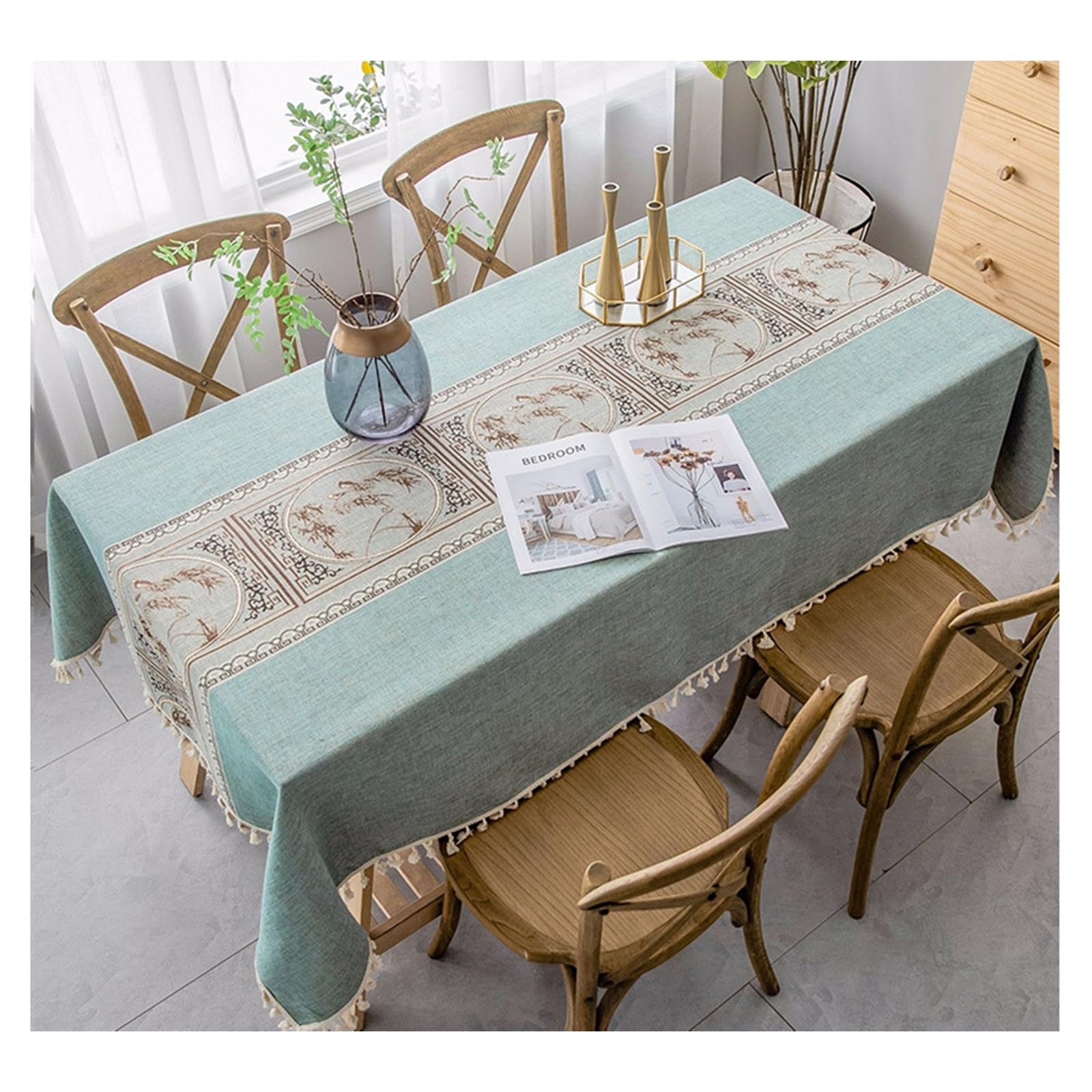 Nappe carrée verte broderie plantes en polyester 110x110 cm anti-tache
