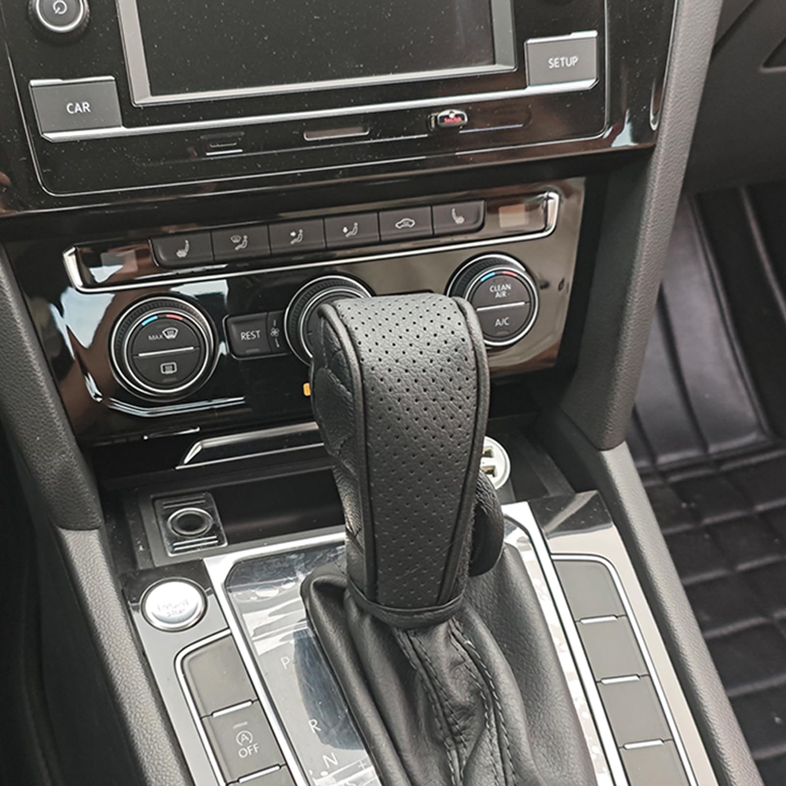 PU Leather Car Gear Shift Knob Cover, Manual/Automatic, Waterproof and Breathable Protector (Black)