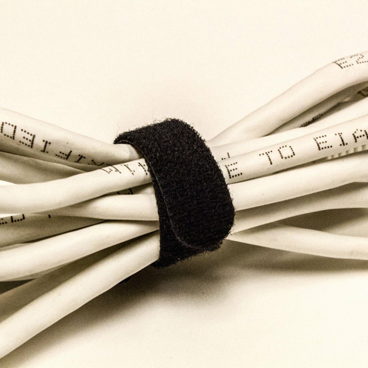 NavePoint 8 Inch Hook and Loop Reusable Strap Cable Cord Wire Ties 75 Pack Black