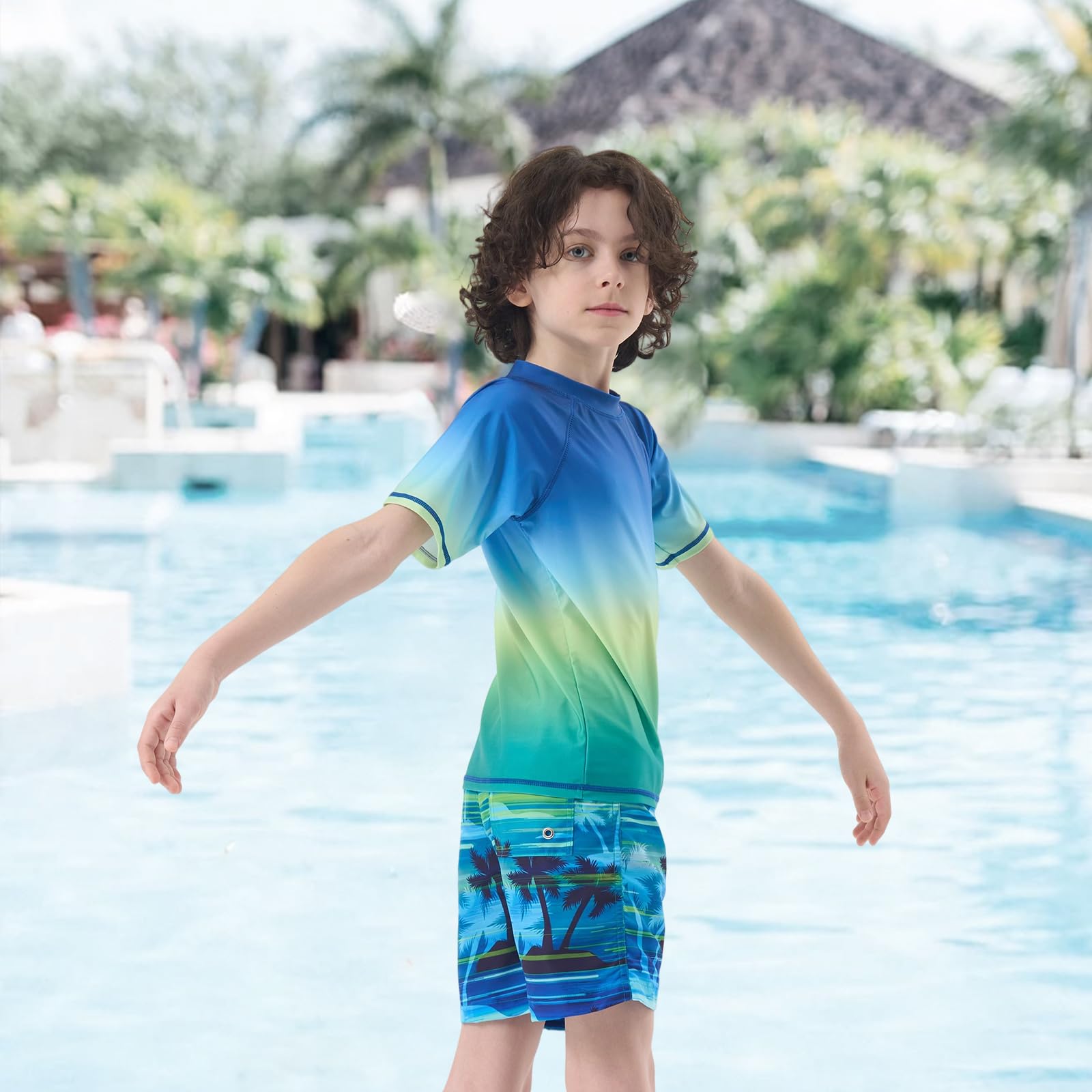 Aisyee UV Badeshirt Jungen Zweiteilig Kurzarm Schwimmshirt Kinder Boardshorts Jungen Badeset Kinder Schnelltrocknende Badeanzug Set 98 164/3-16 Jahre