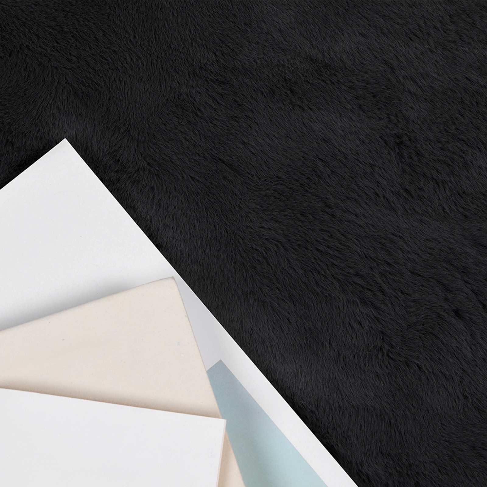 Kunstfell Teppich Rund 120x120 cm Schwarz, Weicher Fellteppich aus Polyester, Rutschfester Kuschelteppich für Wohnzimmer Schlafzimmer und Flur, Moderne Wohndeko