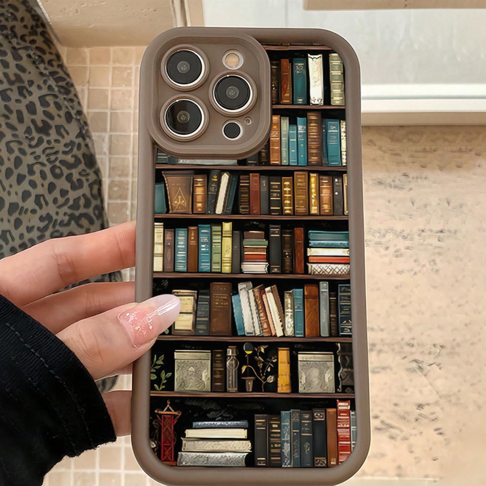 Bookshelf Phone Case - Vintage 3D Library Design Shockproof TPU Cover, Anti-Yellowing Cartoon Bookshelf Pattern for iPhone 16/15/14/13/12/11 Pro Max (