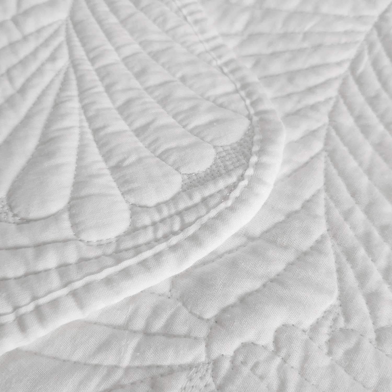 Brandream White Quilts Cotton Twin Size Tropical Palm Leaf Matelasse Bedspread Summer Quilt Set 2-Piece