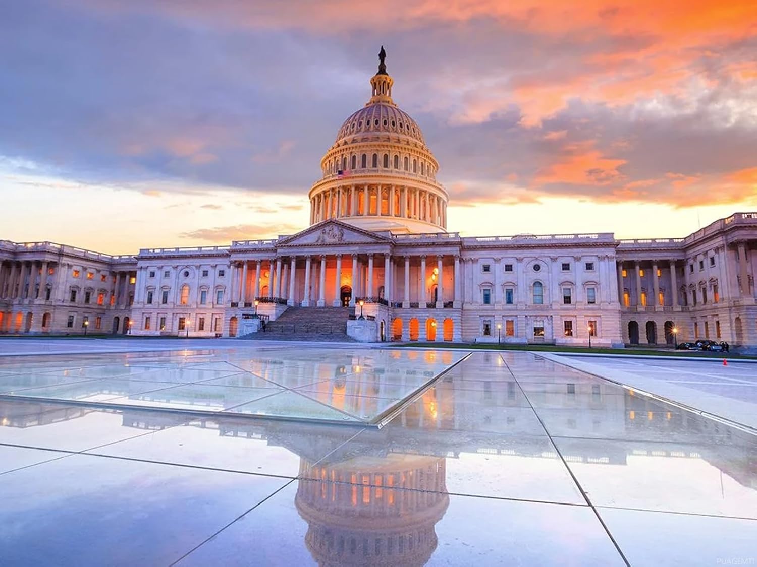 PUAGEMTI Diamond Painting Adult Painting Kits Washington The United States Capitol Building The Dome Lit Up at Night USA Home Bedroom Living Room Art Wall Decoration 12x16 Inch