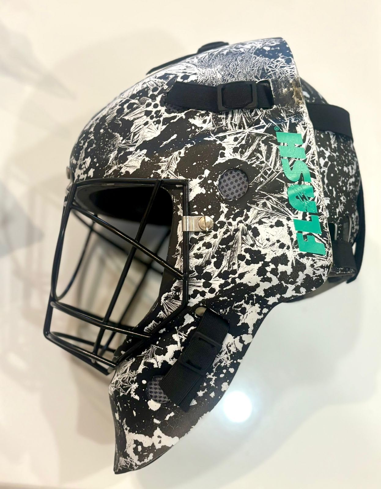Flash Classic Super Light Weight ABS Hockey Face Mask, Goal Keeper Helmet with Throat Protector-image-26