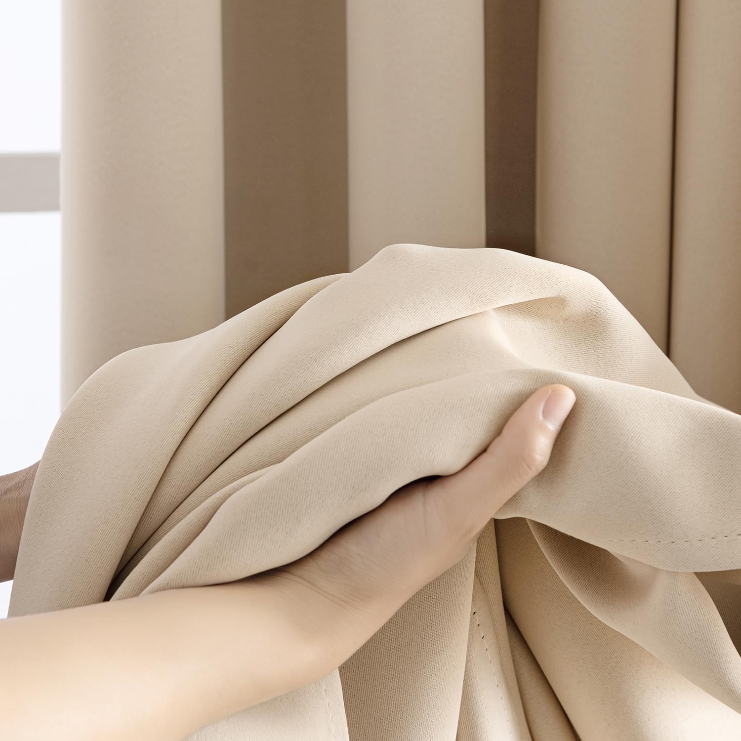 MIULEE Cortinas Opacas con Cinta Fruncida 2 Piezas 140x245 CM, Beige Cortina Ventana Dormitorio Modernas Cortina Anti Luz, Salon Cortinas Opaca Termica Aislante Habitacion Modernas