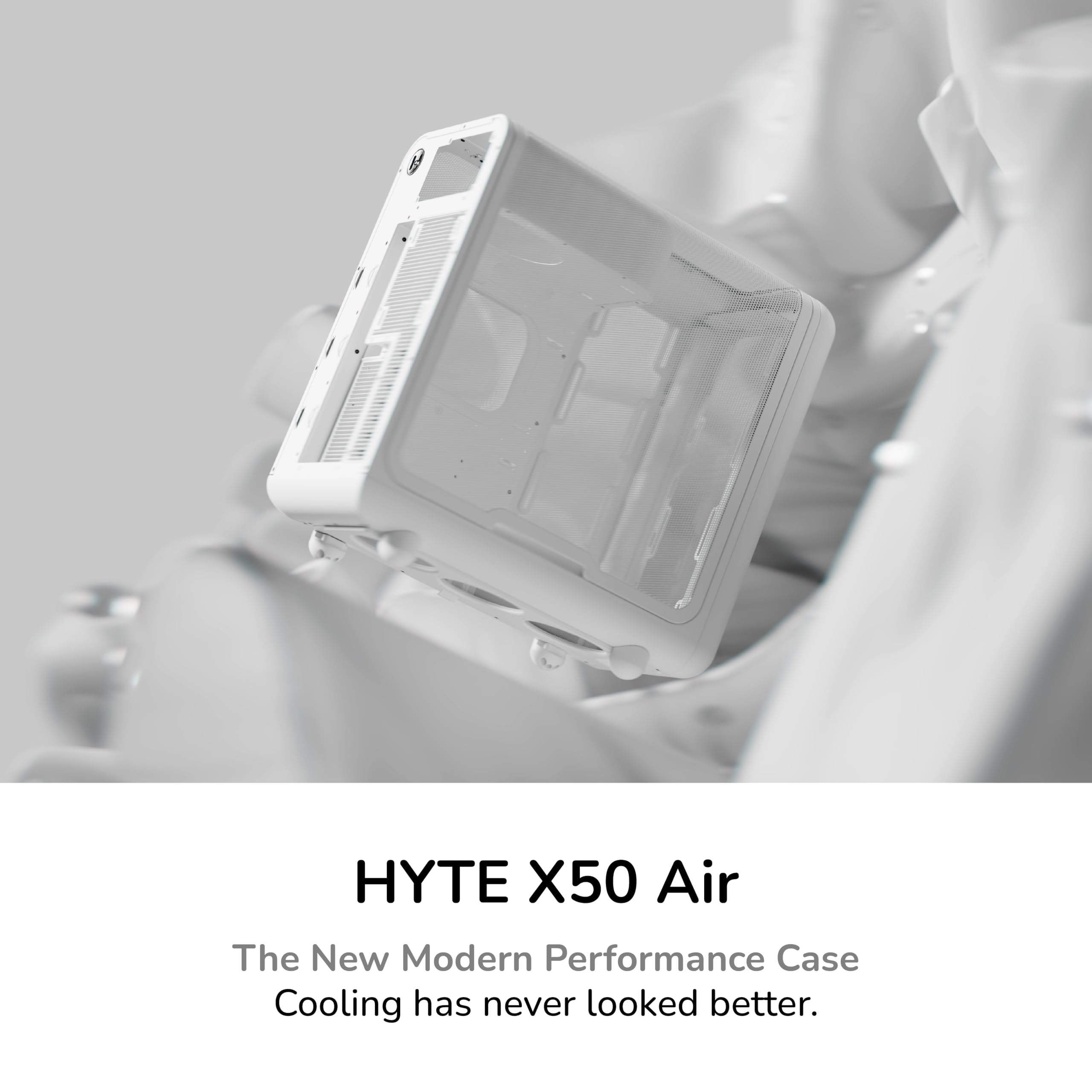 Hyte X50 Modern Performance ATX Mid-Tower PC Gaming Case - Królewna Śnieżka
